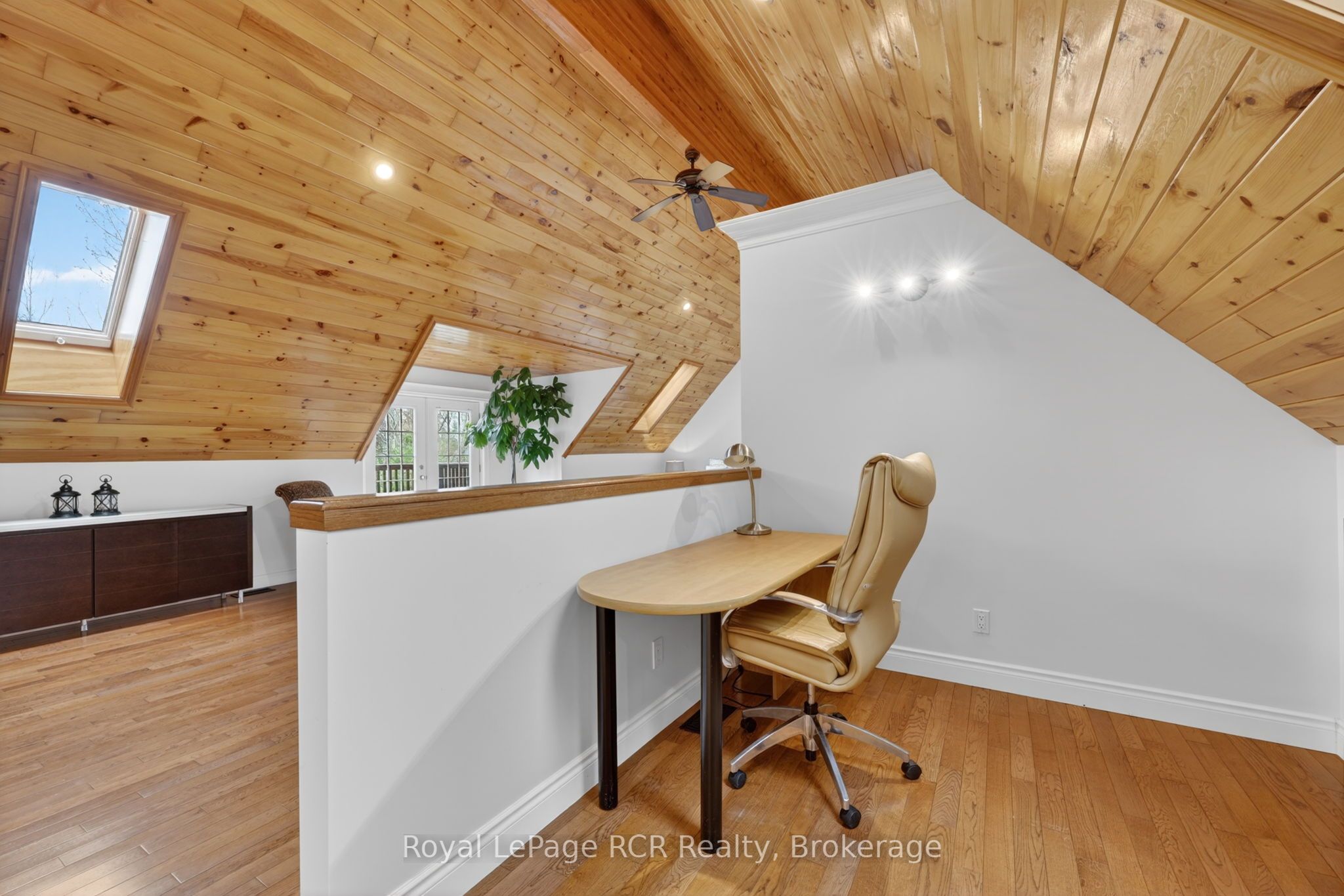 53 Broadview Street Property Photo 34