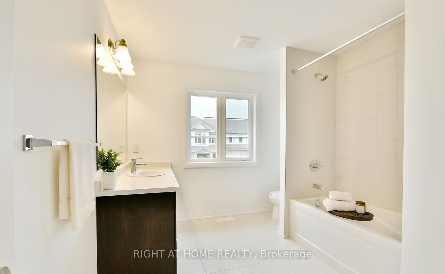 80 Sagewood Avenue Property Photo 13