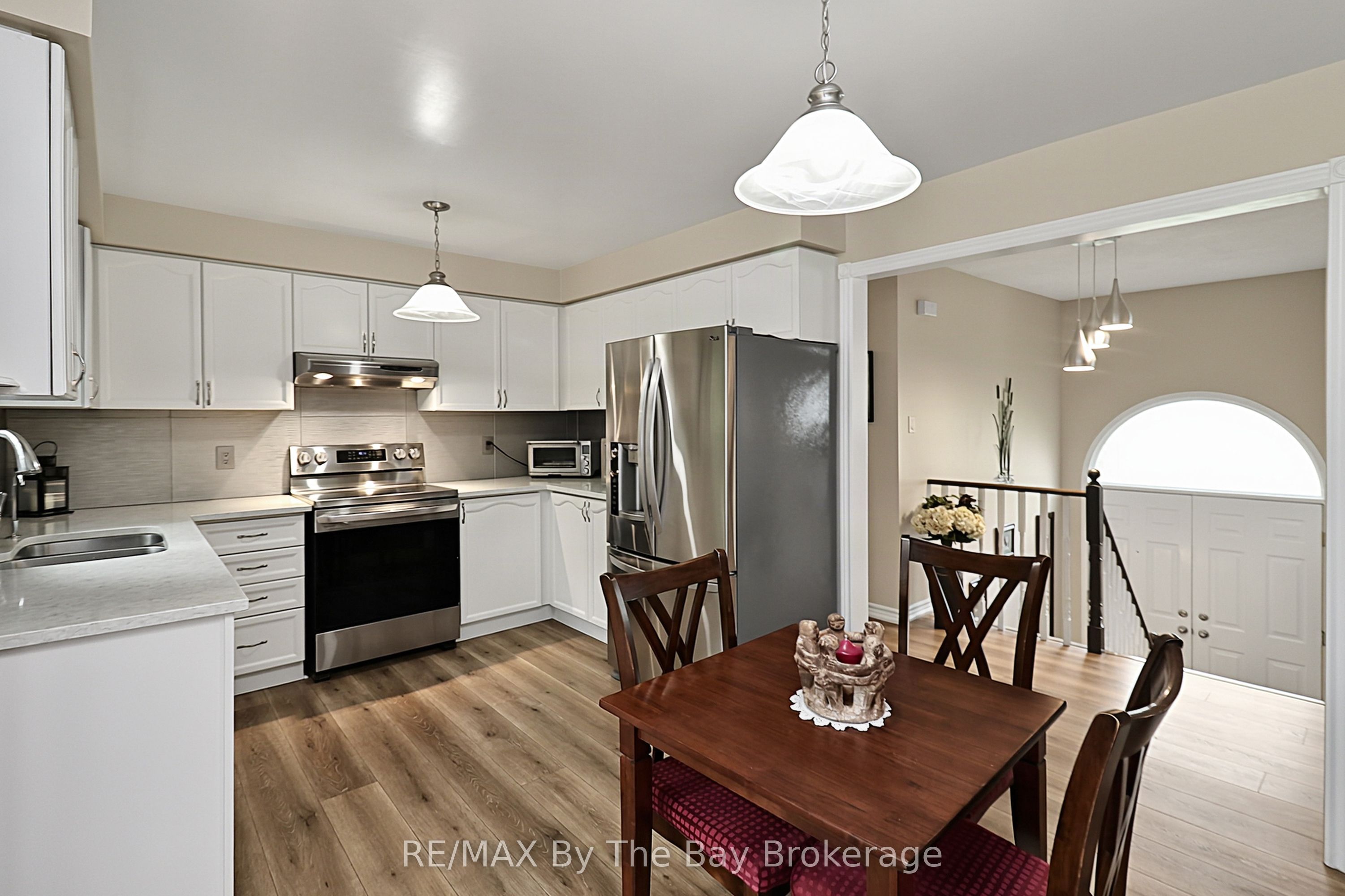 49 Royal Beech Drive Property Photo 6