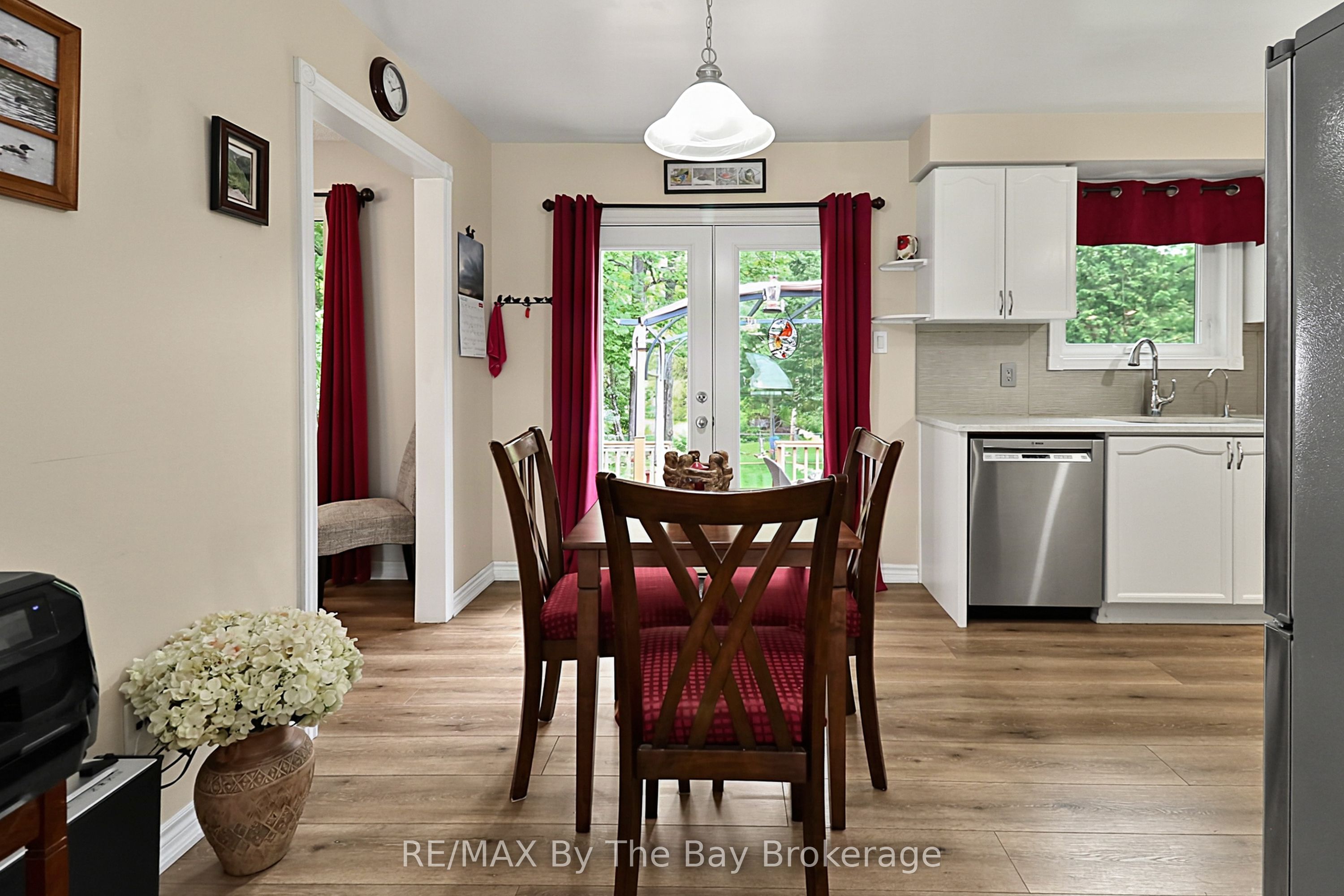 49 Royal Beech Drive Property Photo 17