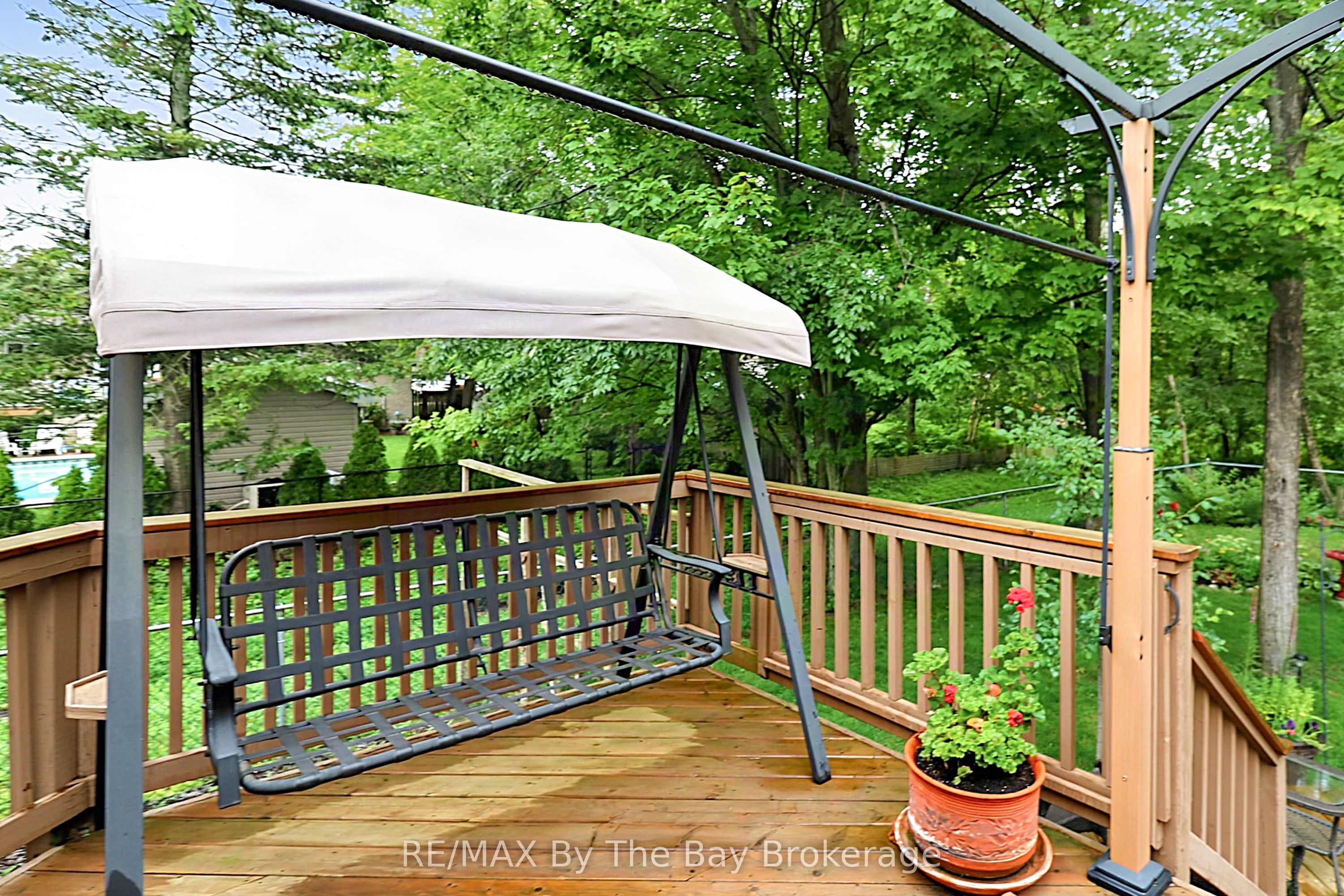 49 Royal Beech Drive Property Photo 26