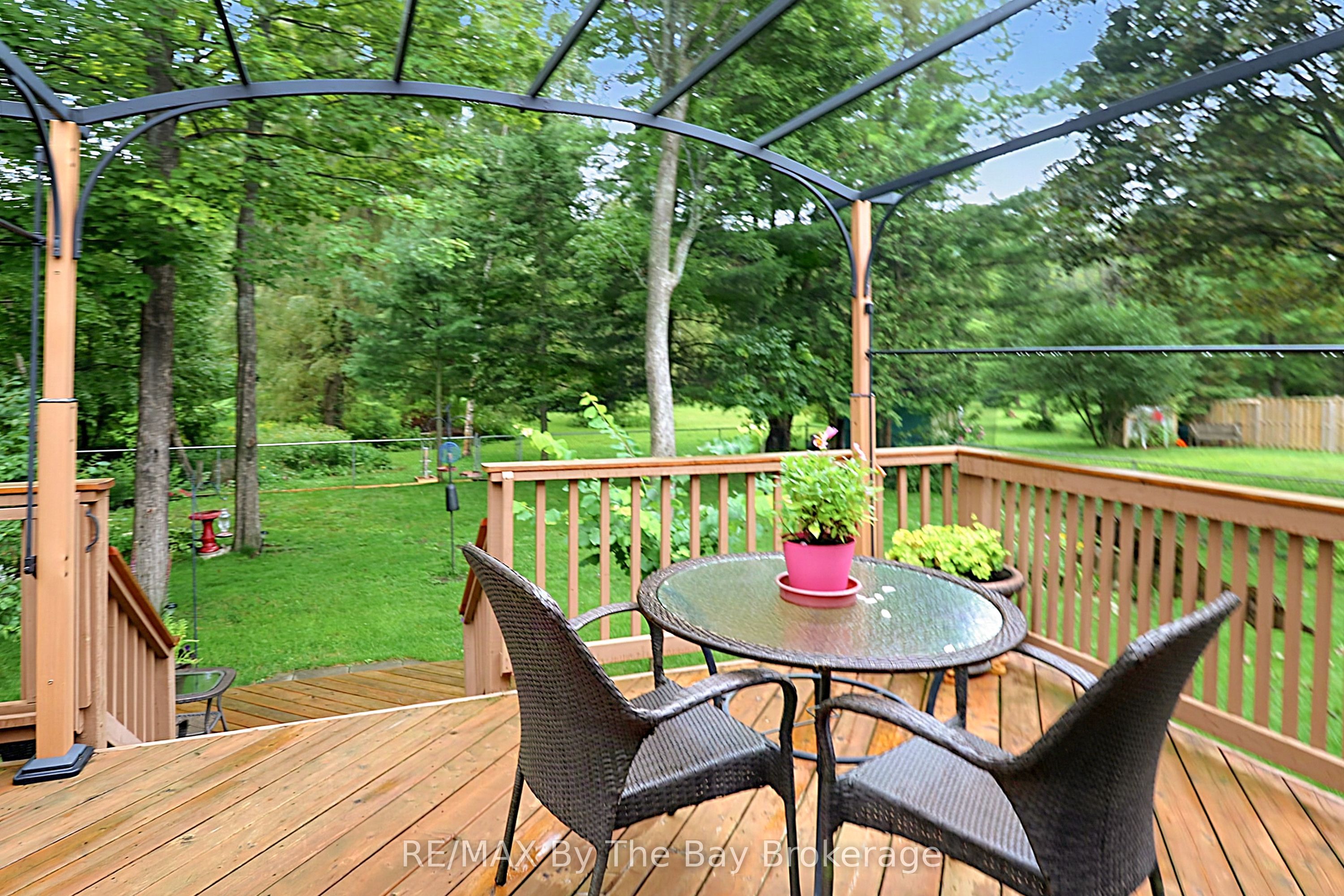 49 Royal Beech Drive Property Photo 29