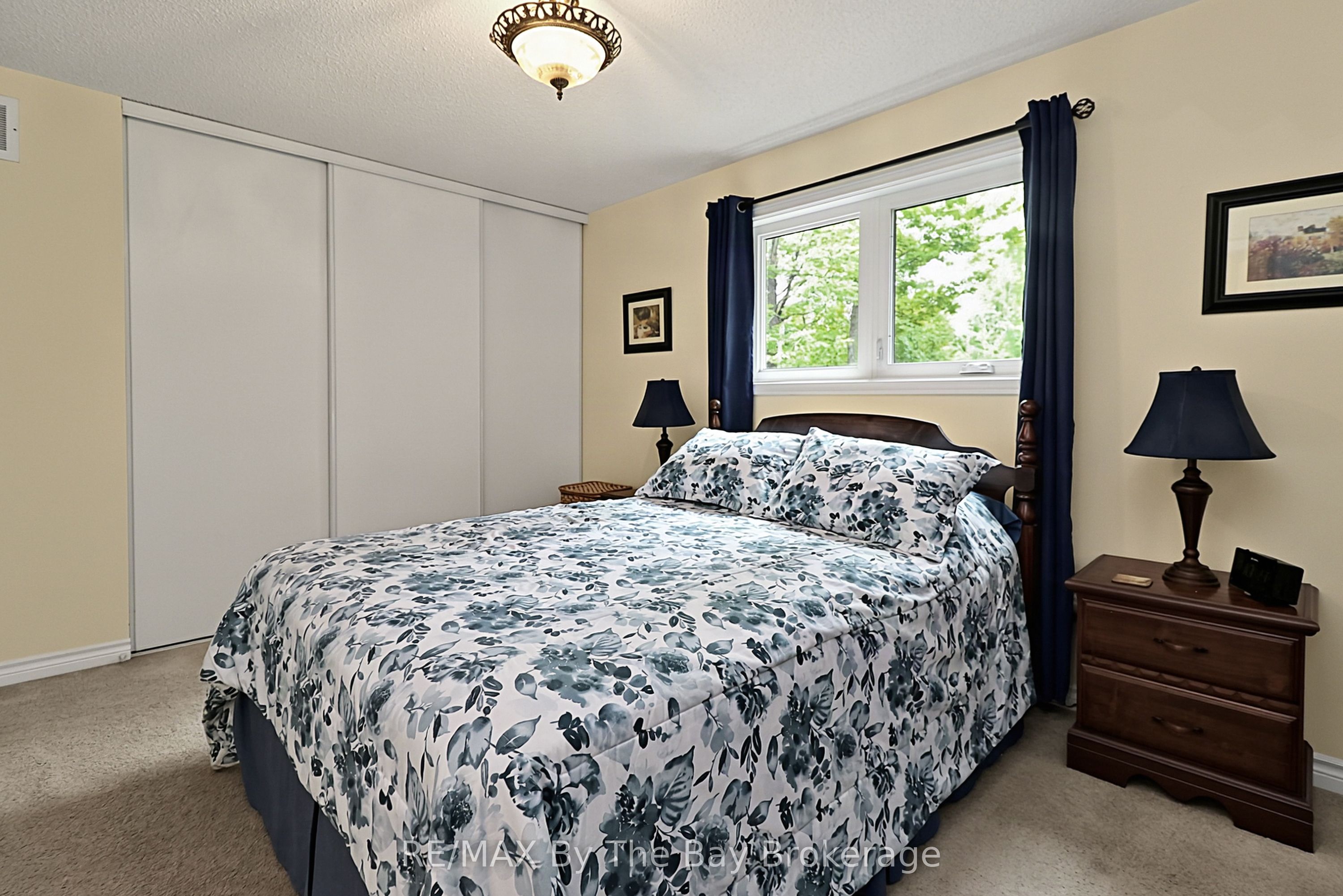 49 Royal Beech Drive Property Photo 34