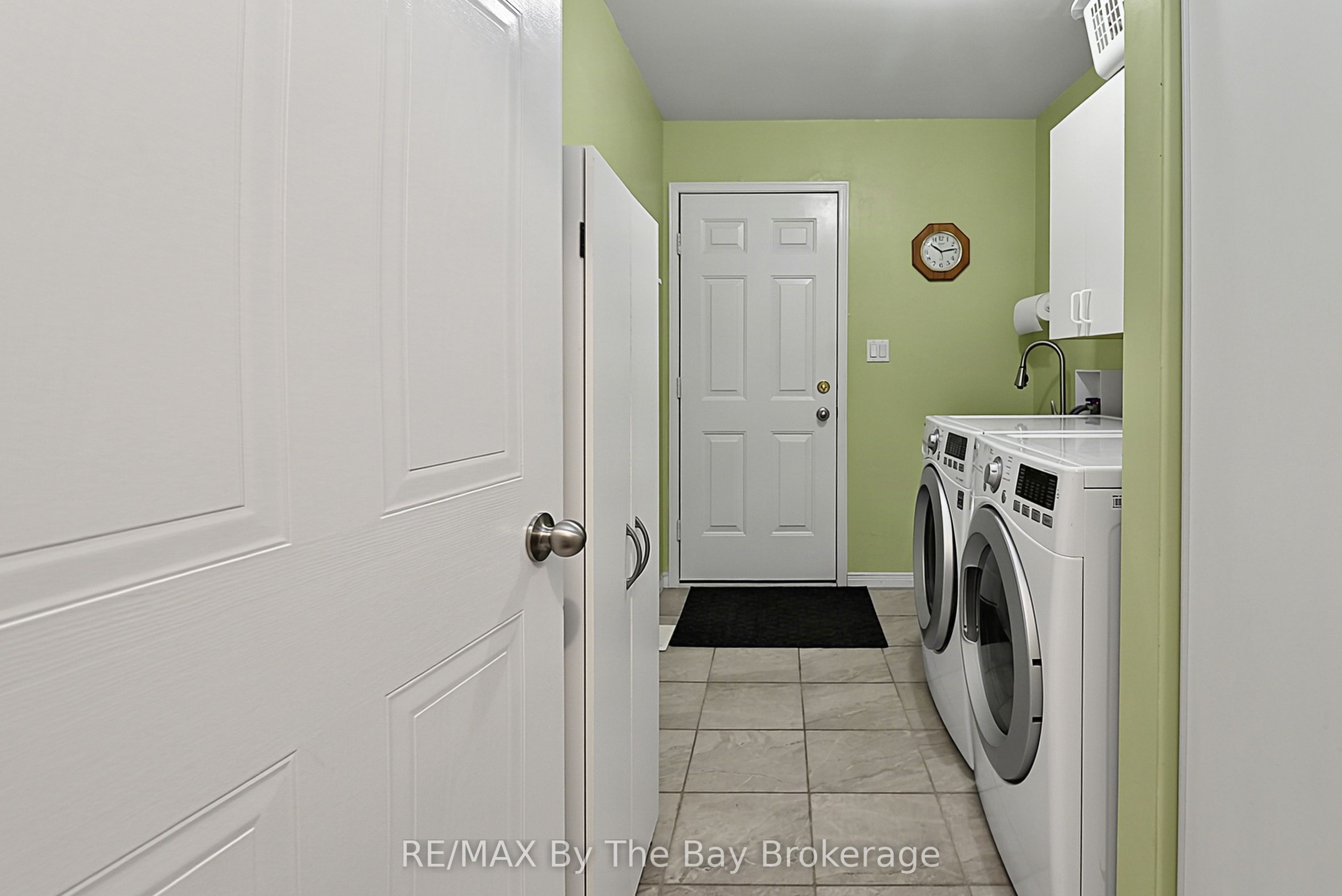 49 Royal Beech Drive Property Photo 35