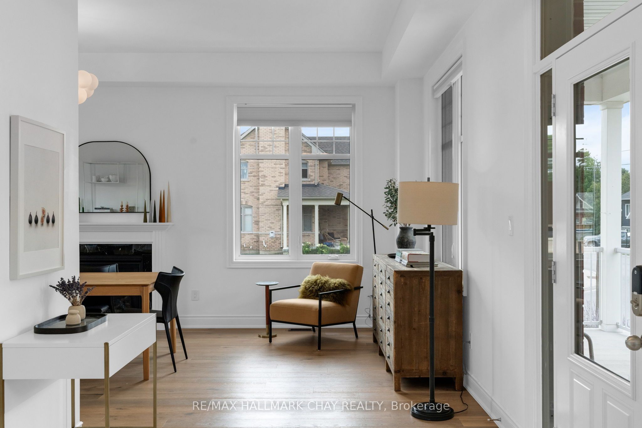46 Francis Street E Property Photo 5