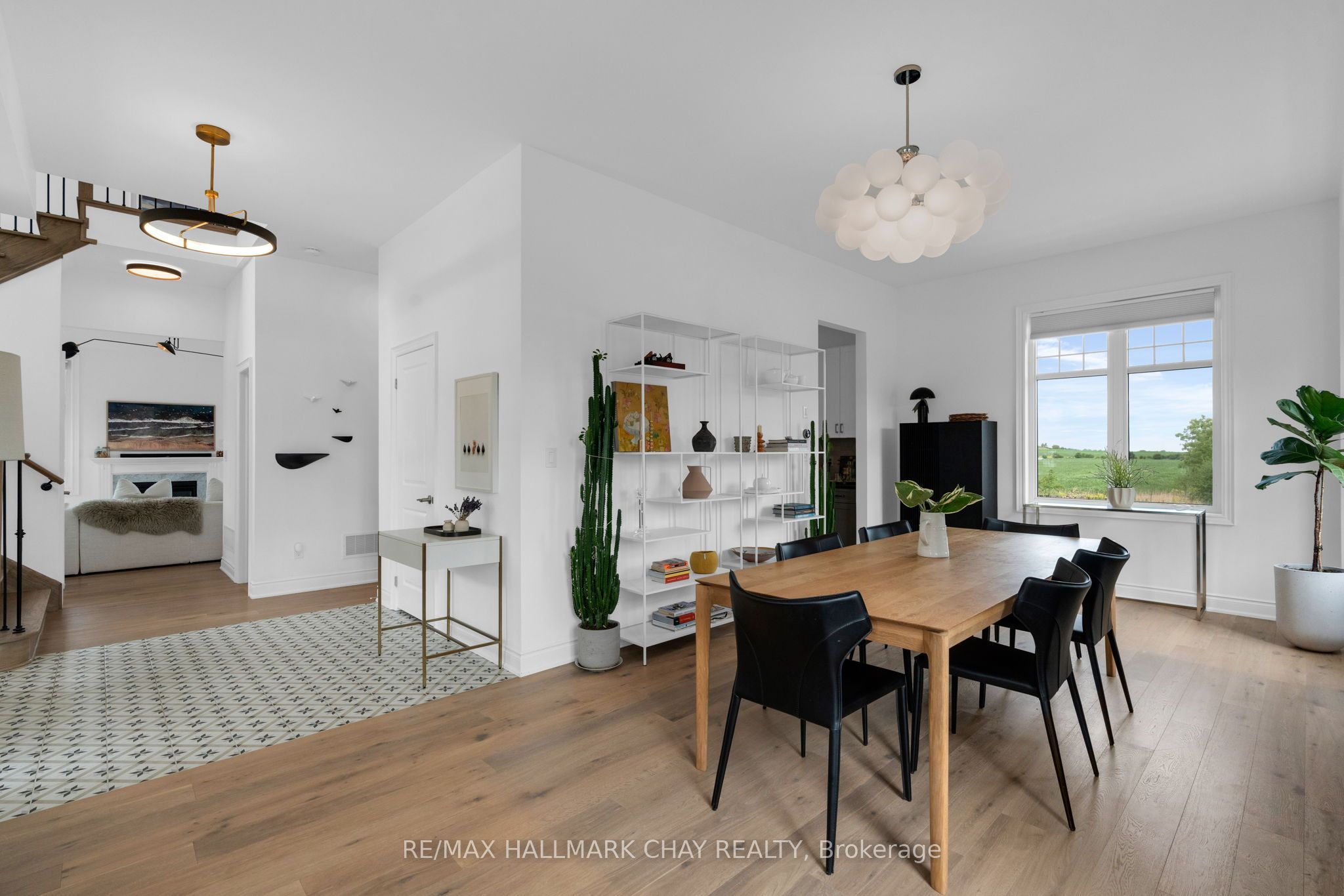 46 Francis Street E Property Photo 9