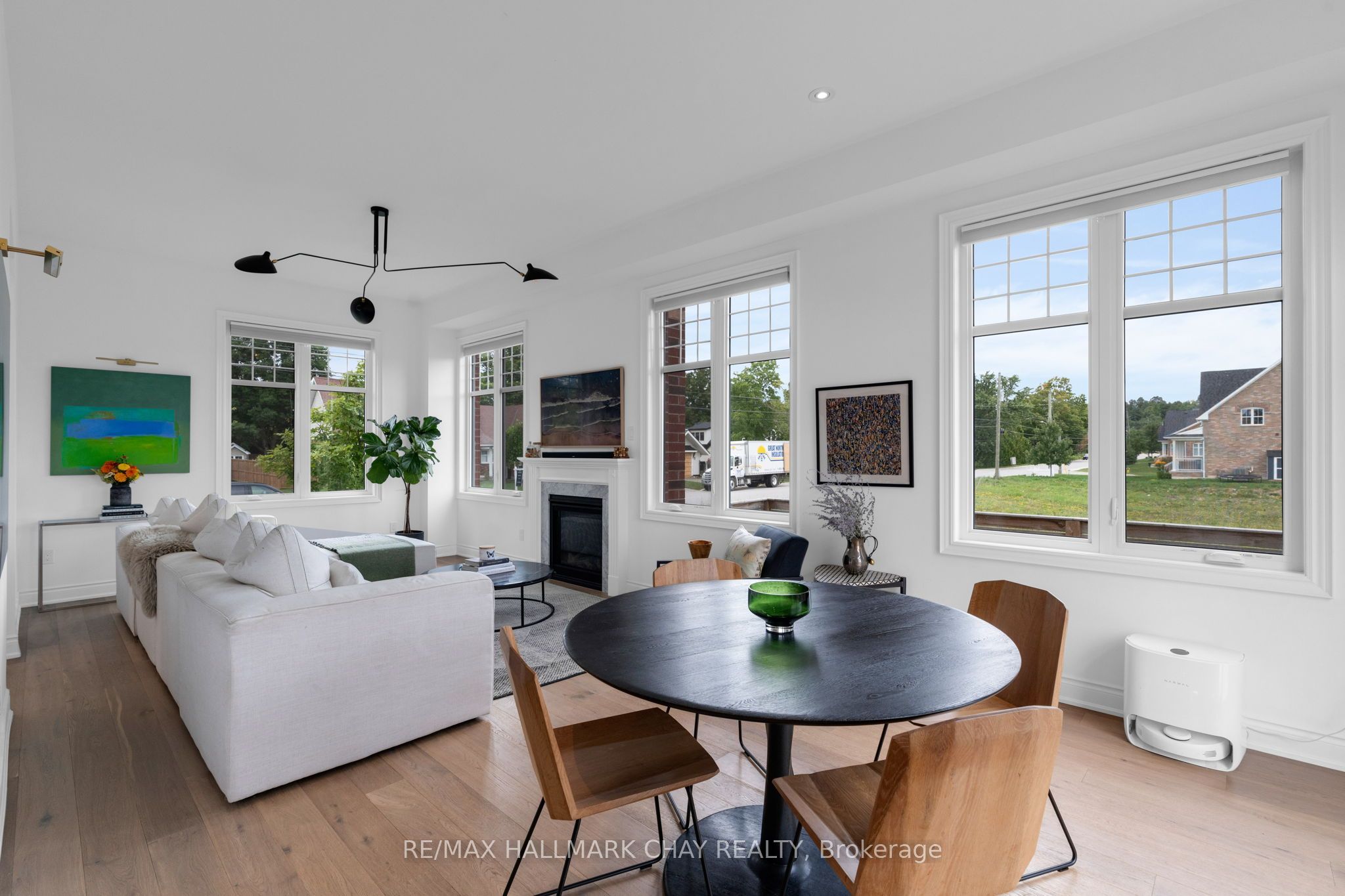 46 Francis Street E Property Photo 16