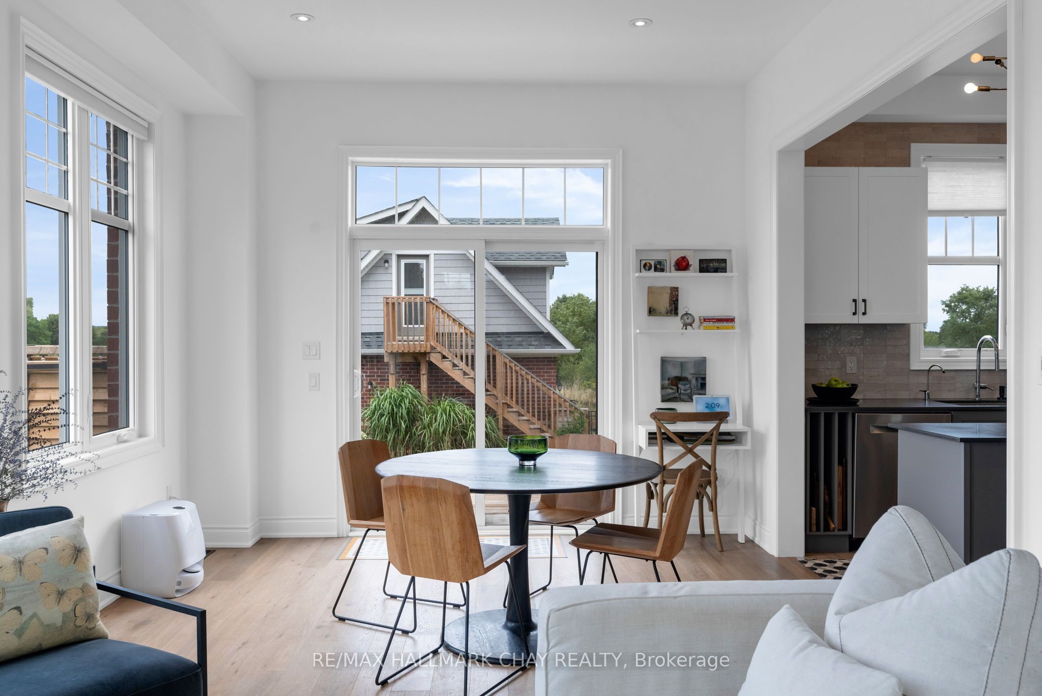 46 Francis Street E Property Photo 20