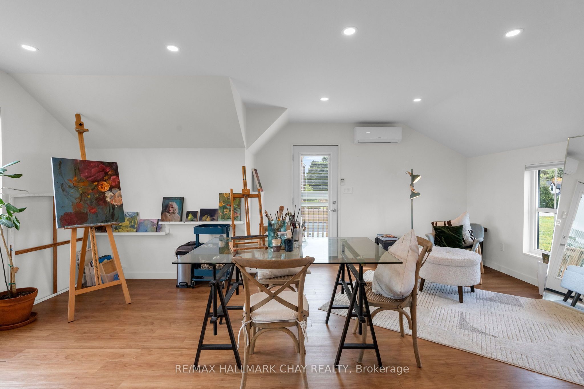 46 Francis Street E Property Photo 37