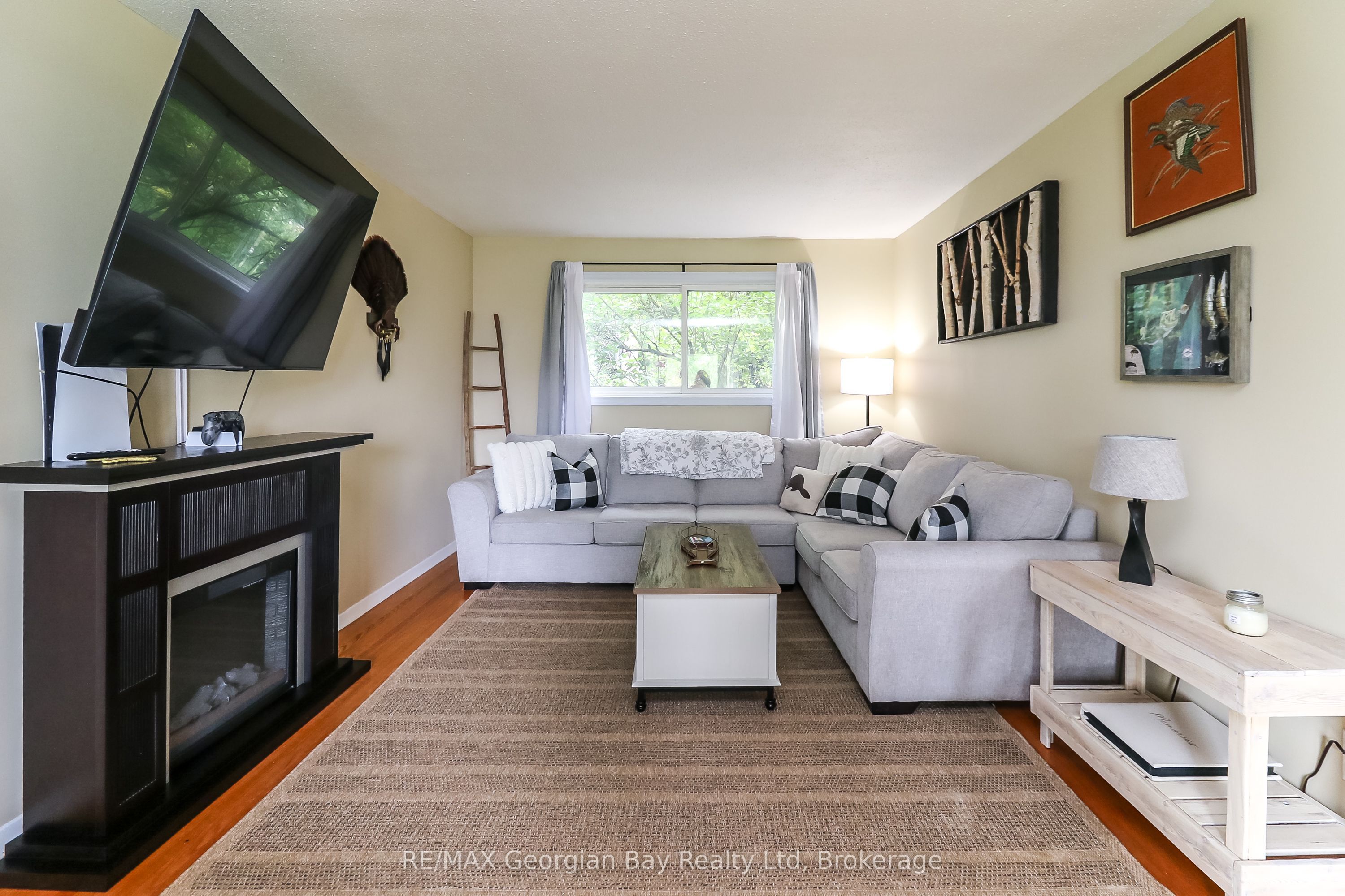 718 Birchwood Drive Property Photo 8