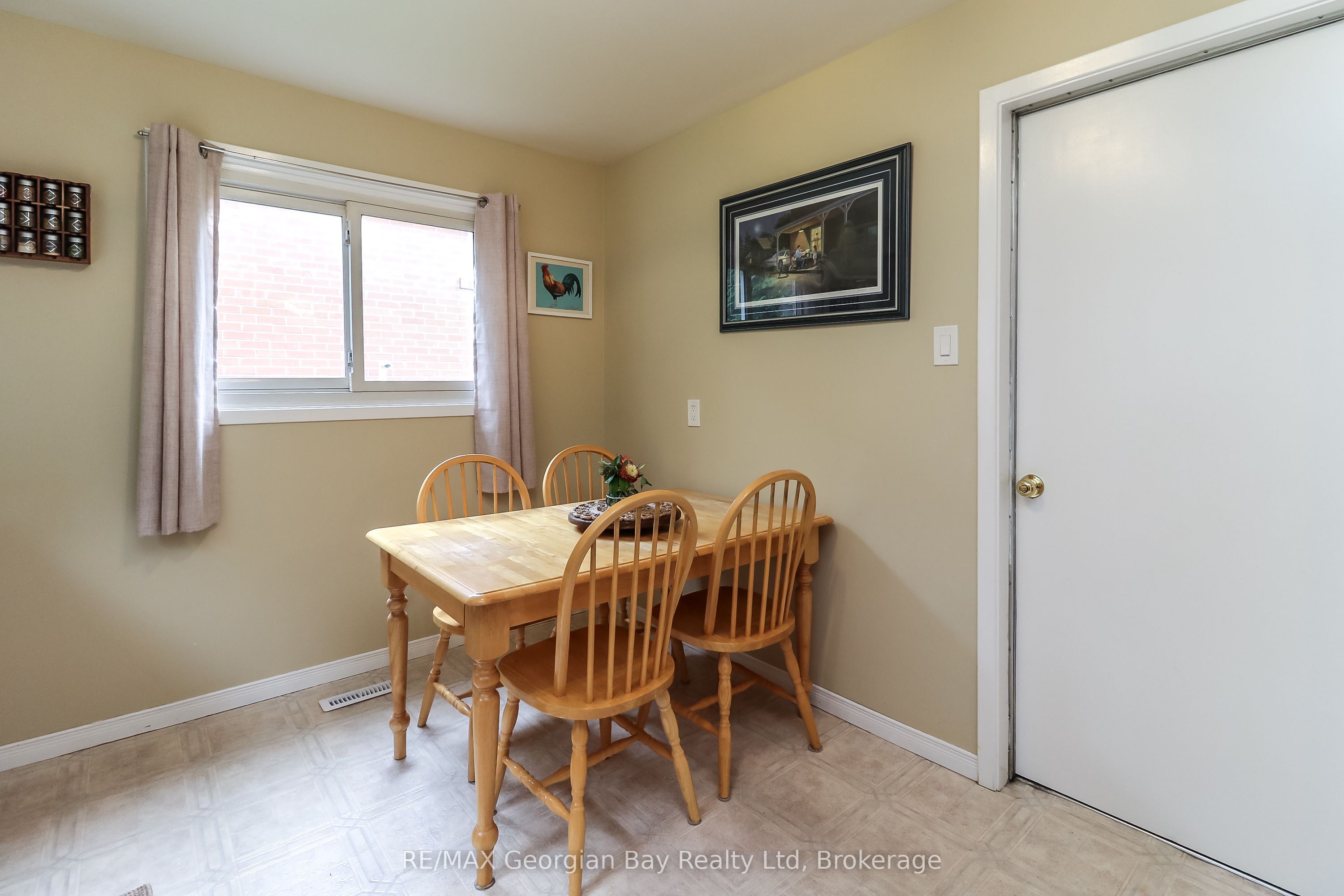 718 Birchwood Drive Property Photo 14