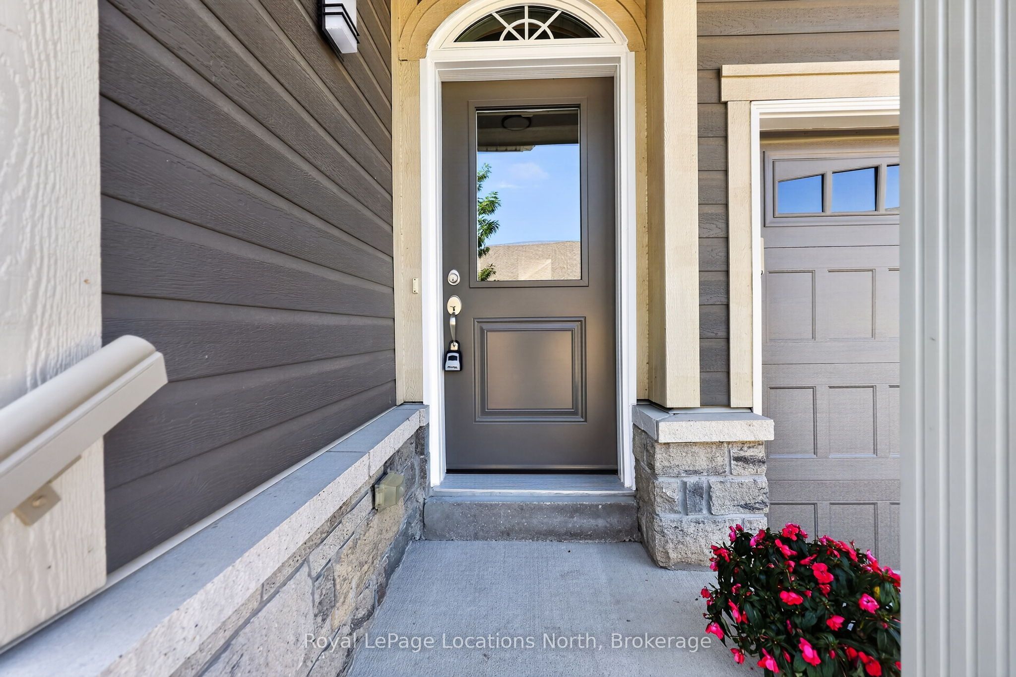 73 Kari Crescent Property Photo 2