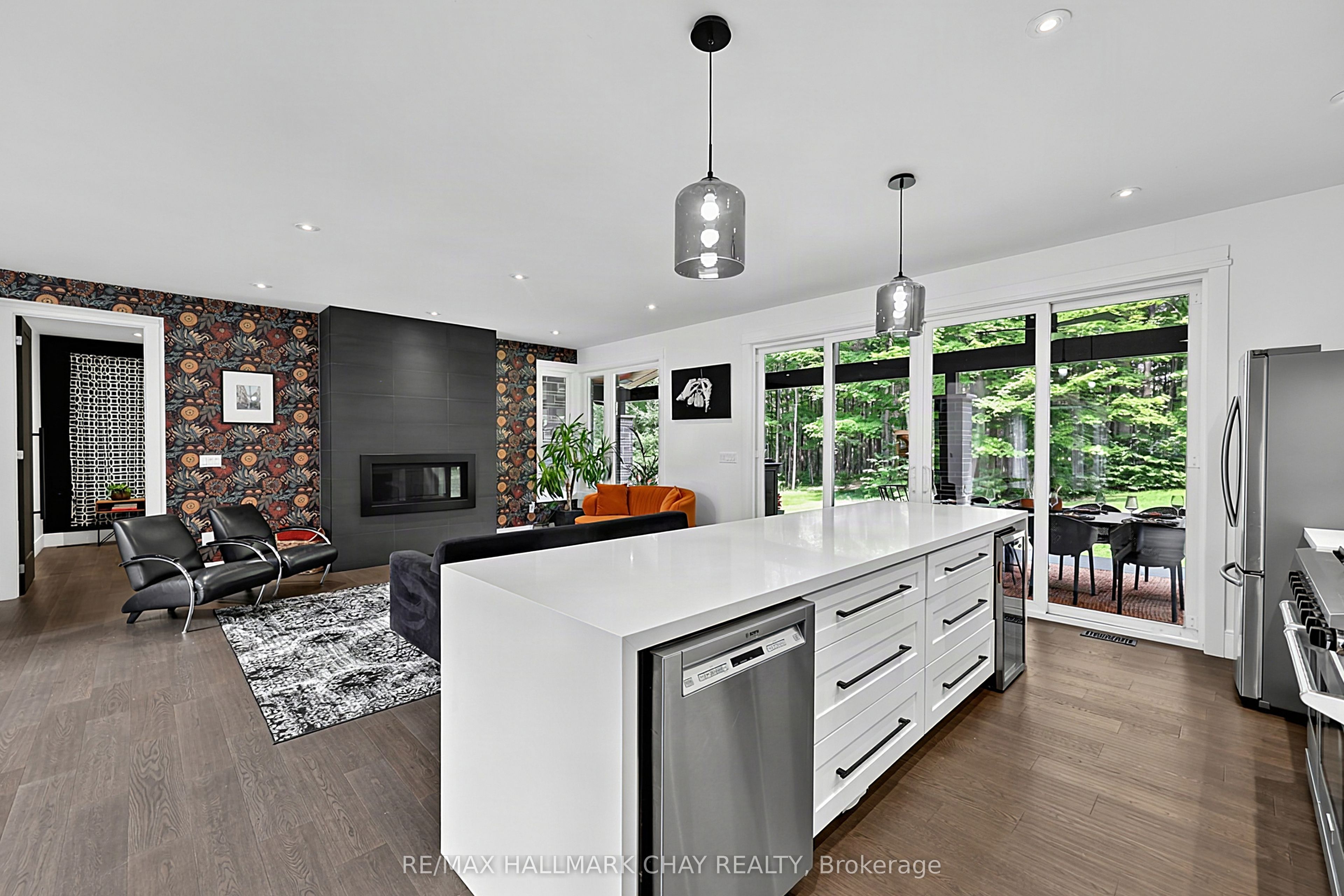4775 Line 11 N Property Photo 10