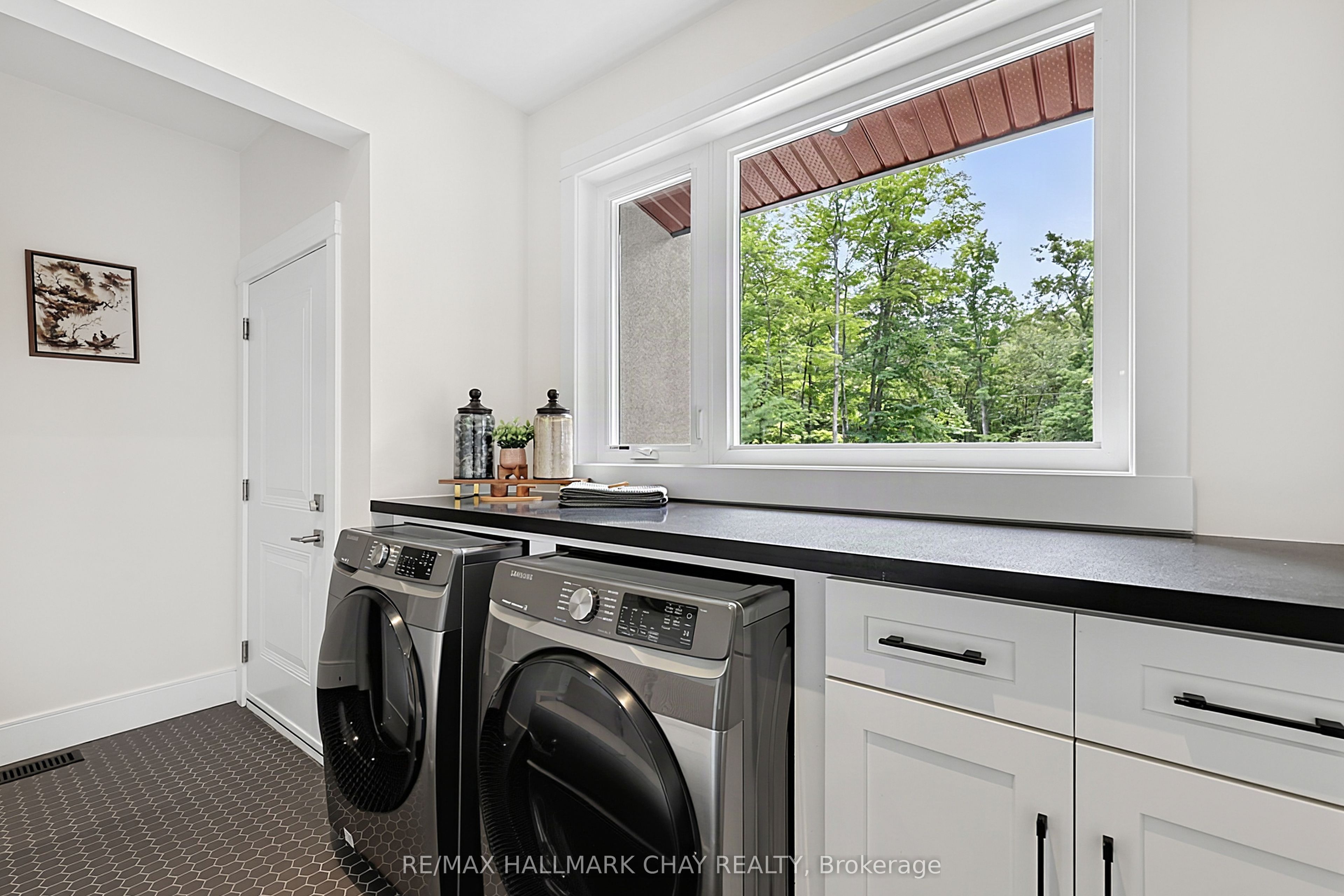 4775 Line 11 N Property Photo 21