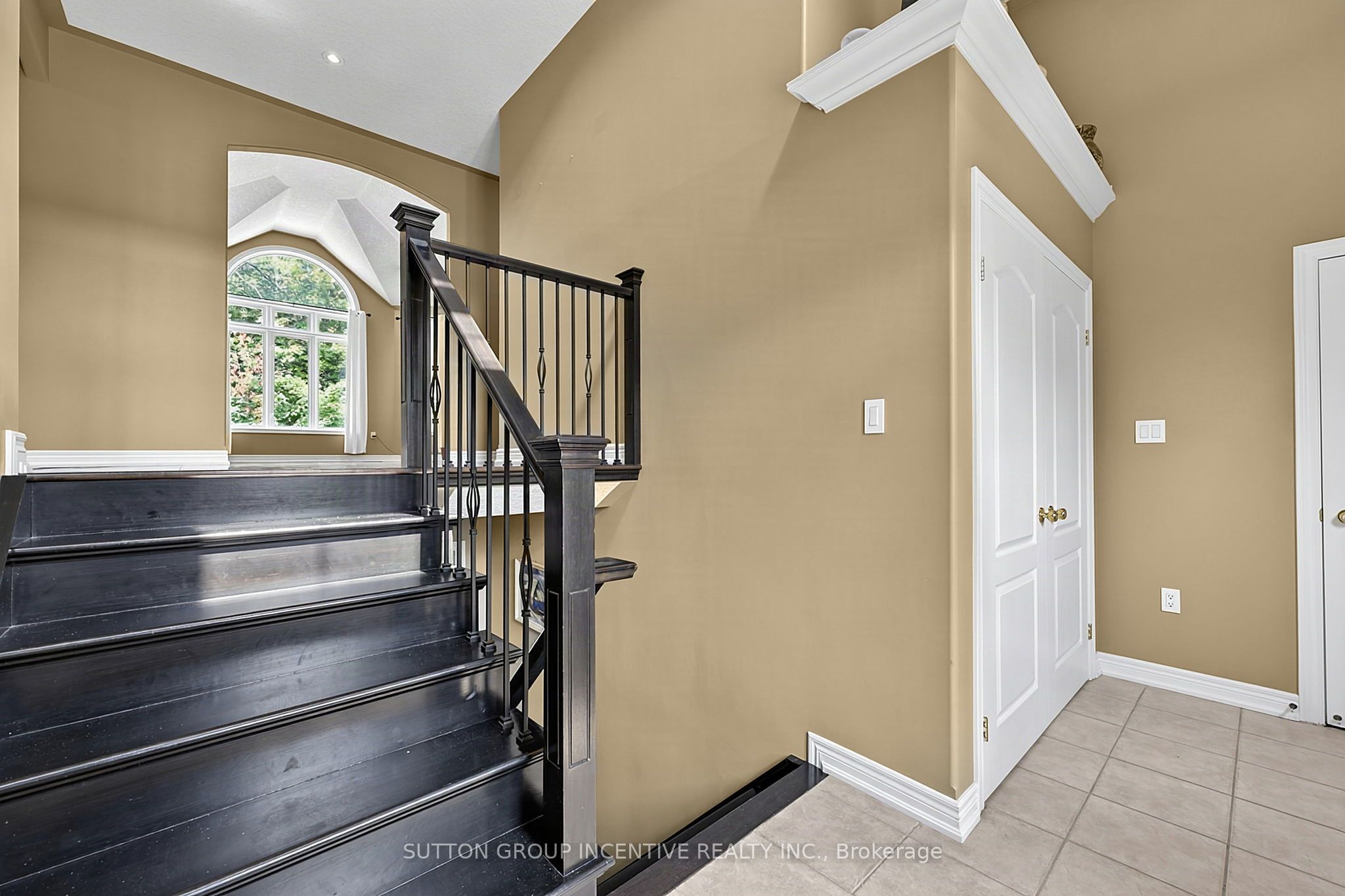 102 Cumming Drive Property Photo 17