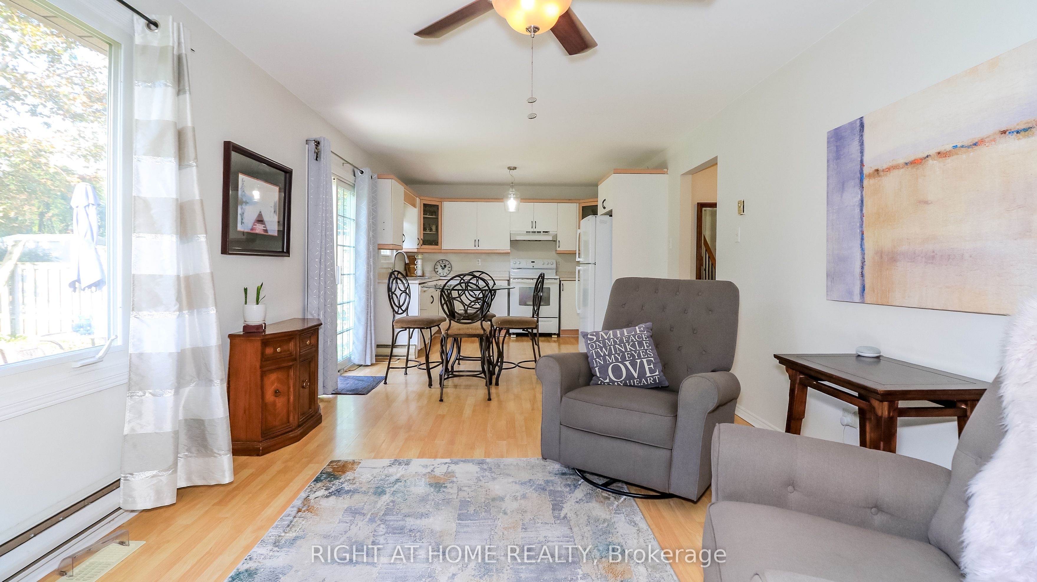 70 Kinzie Lane Property Photo 8