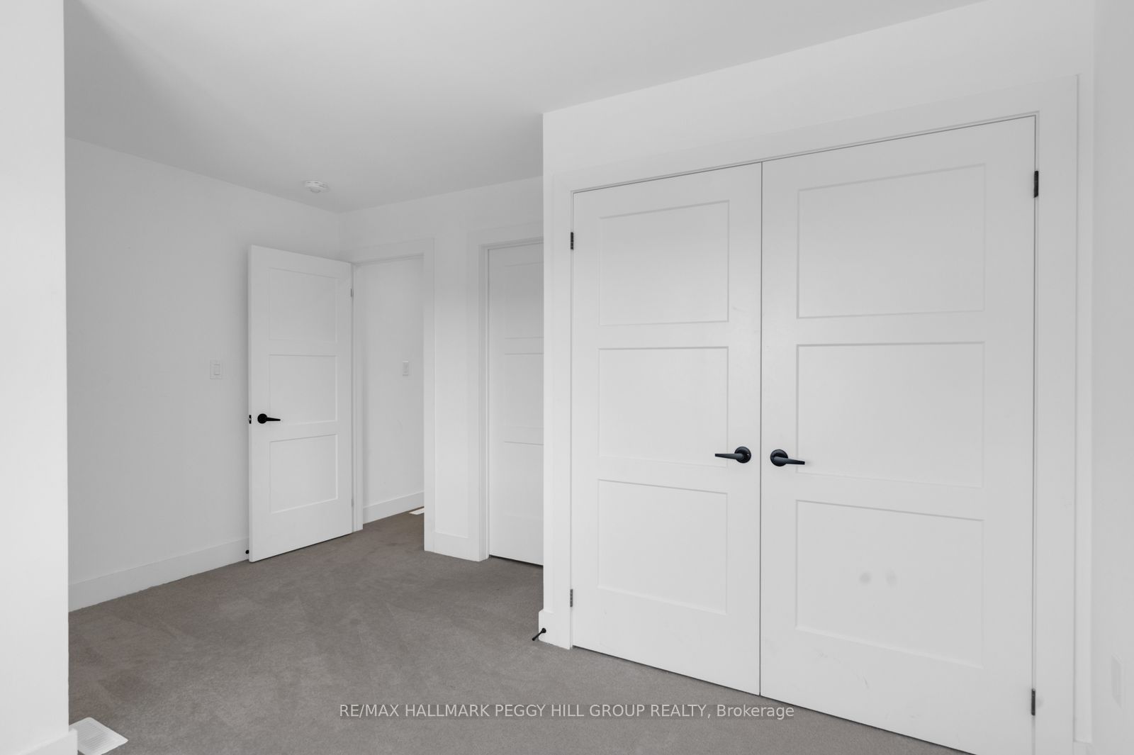 30 Pumpkin Corner Crescent Property Photo 12