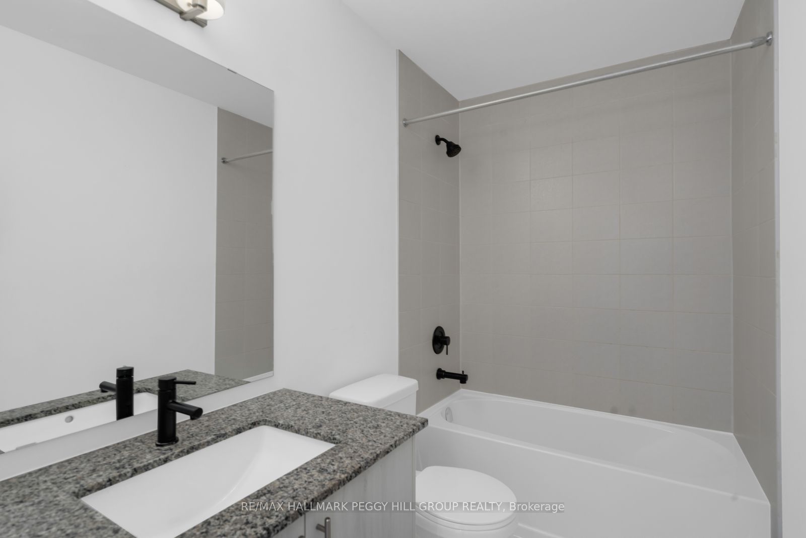 30 Pumpkin Corner Crescent Property Photo 14