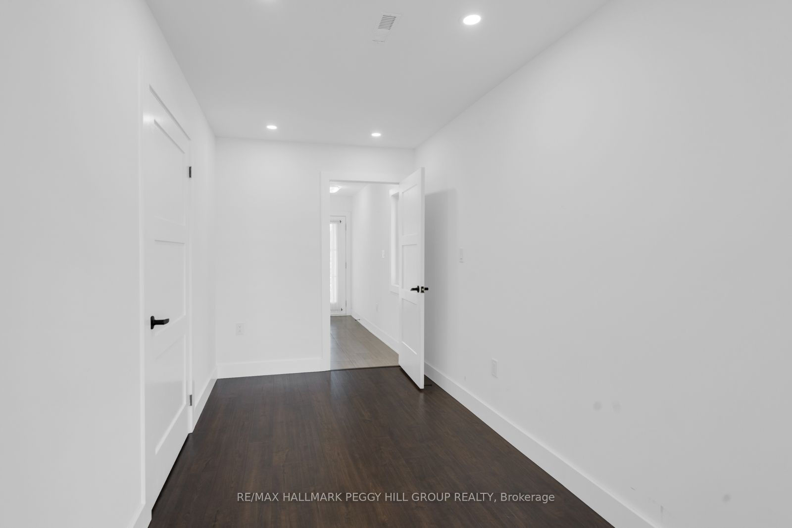 30 Pumpkin Corner Crescent Property Photo 16