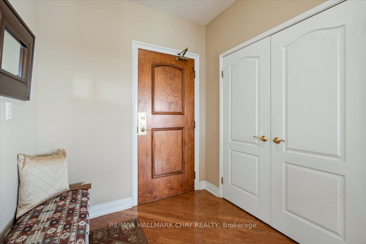 2 Toronto Street 1411 Property Photo 8