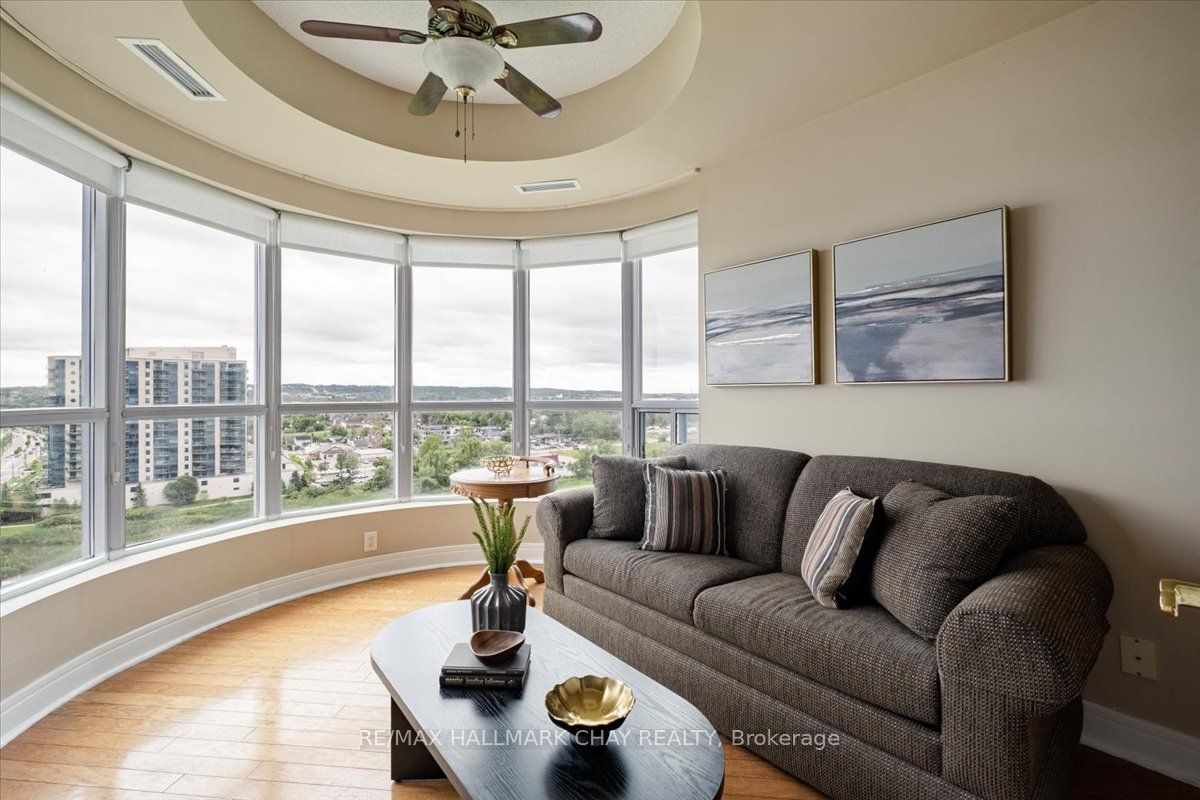 2 Toronto Street 1411 Property Photo 20