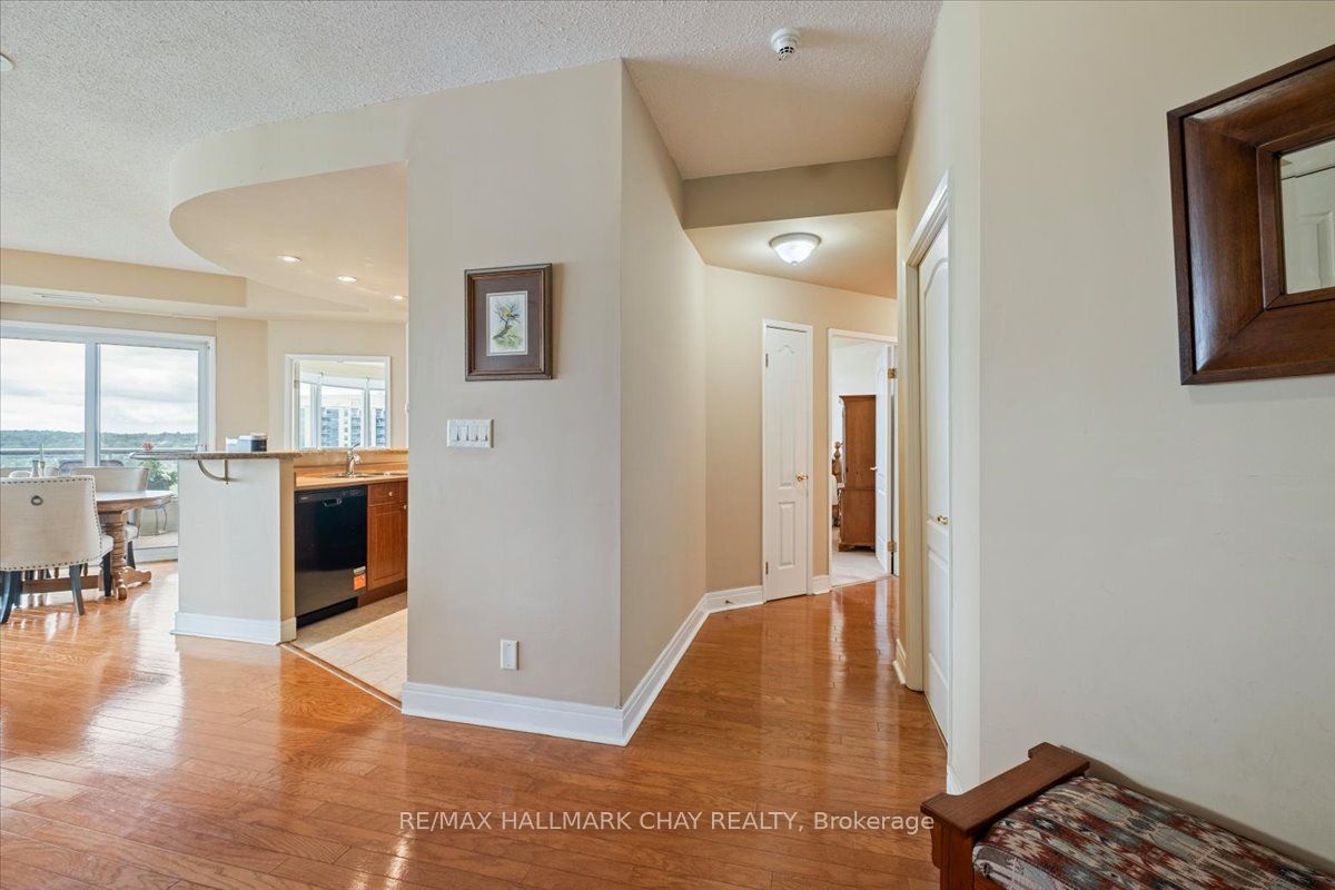 2 Toronto Street 1411 Property Photo 24