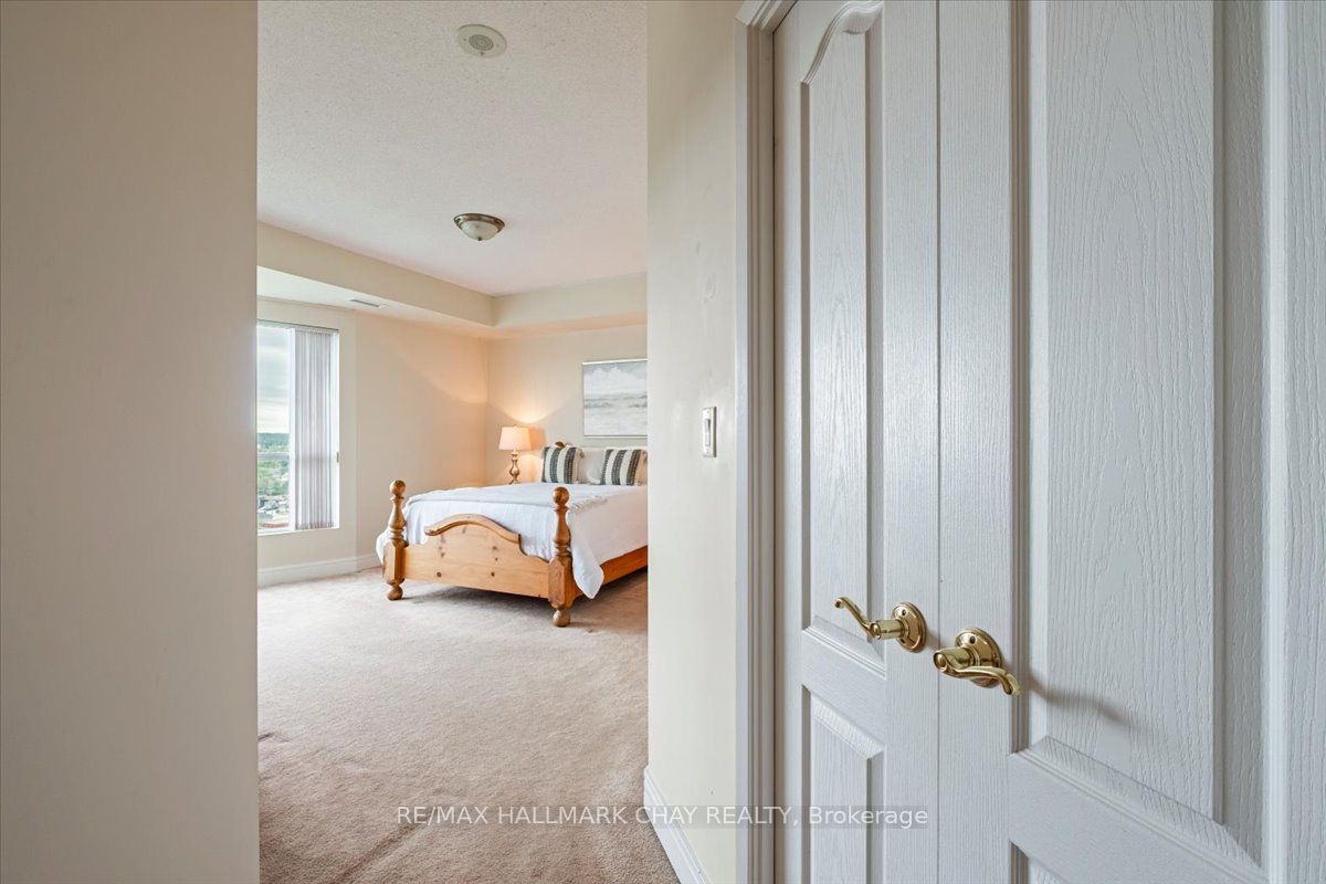 2 Toronto Street 1411 Property Photo 27