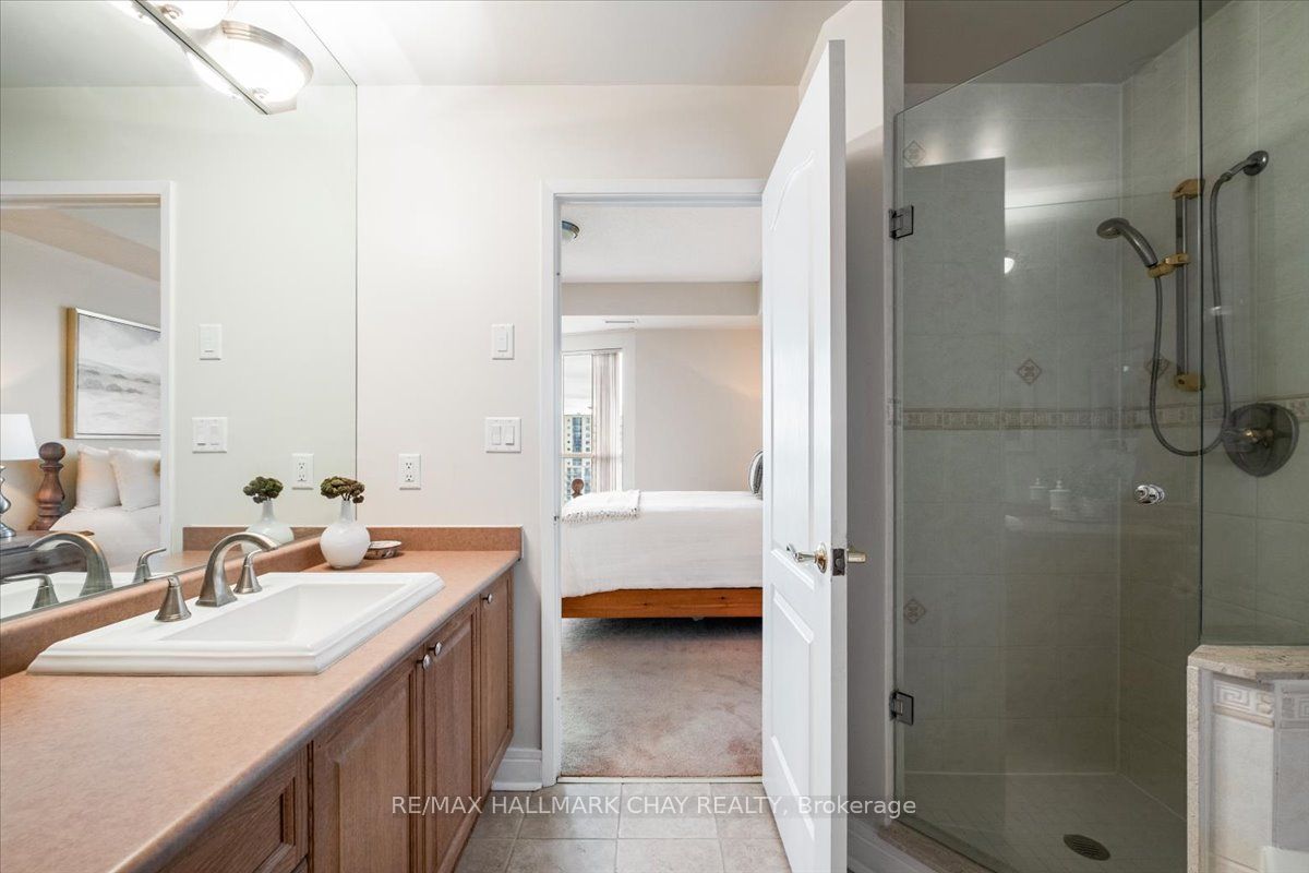 2 Toronto Street 1411 Property Photo 31