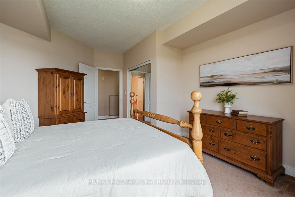 2 Toronto Street 1411 Property Photo 34