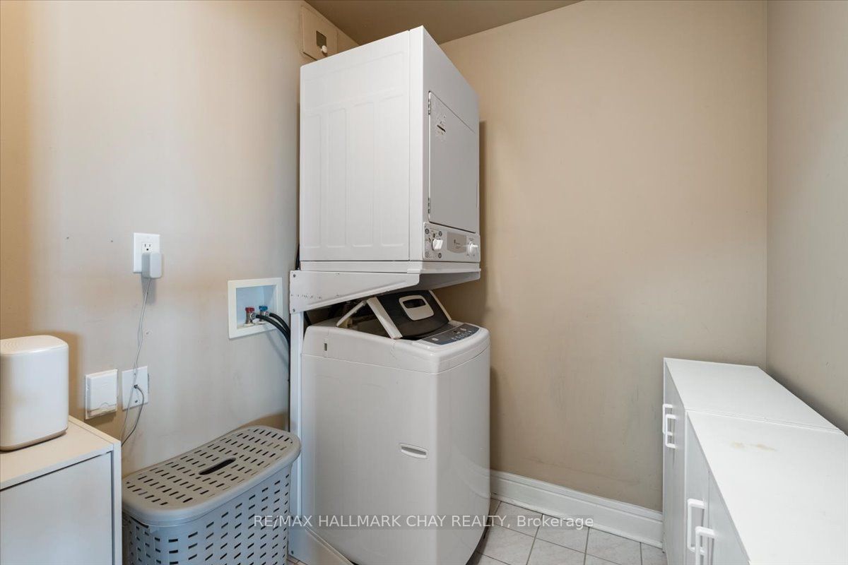 2 Toronto Street 1411 Property Photo 37