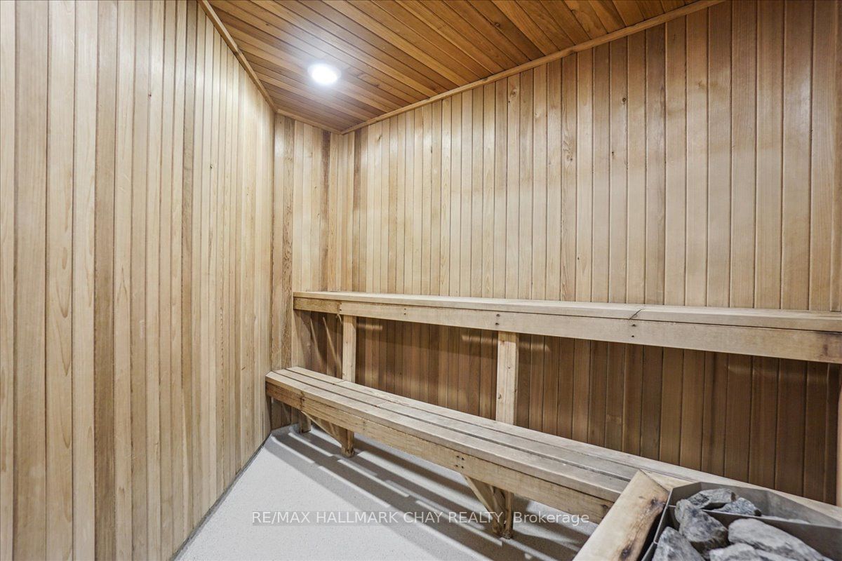 2 Toronto Street 1411 Property Photo 44