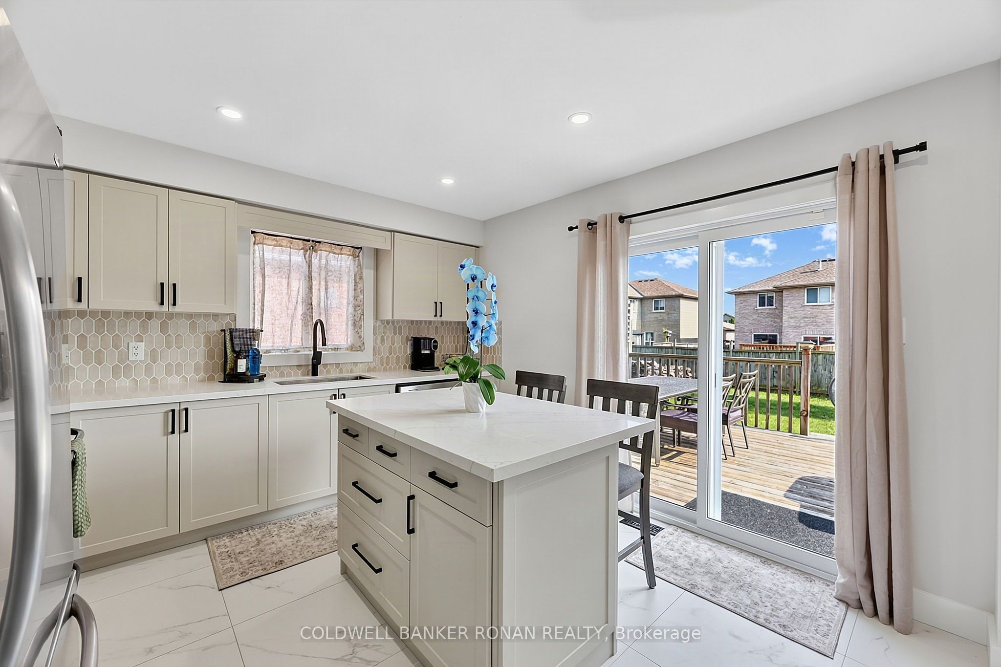 99 Ruffet Drive Property Photo 8