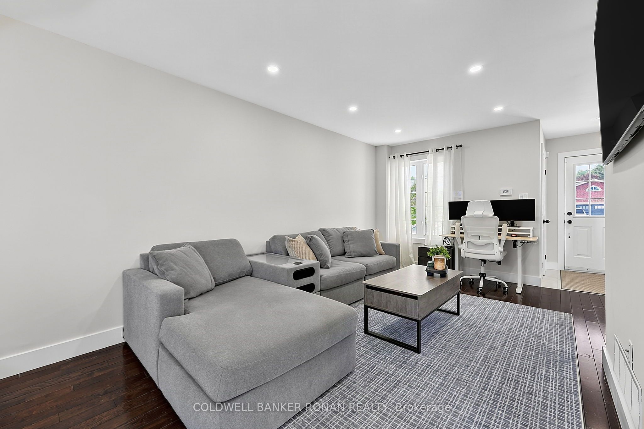 99 Ruffet Drive Property Photo 14