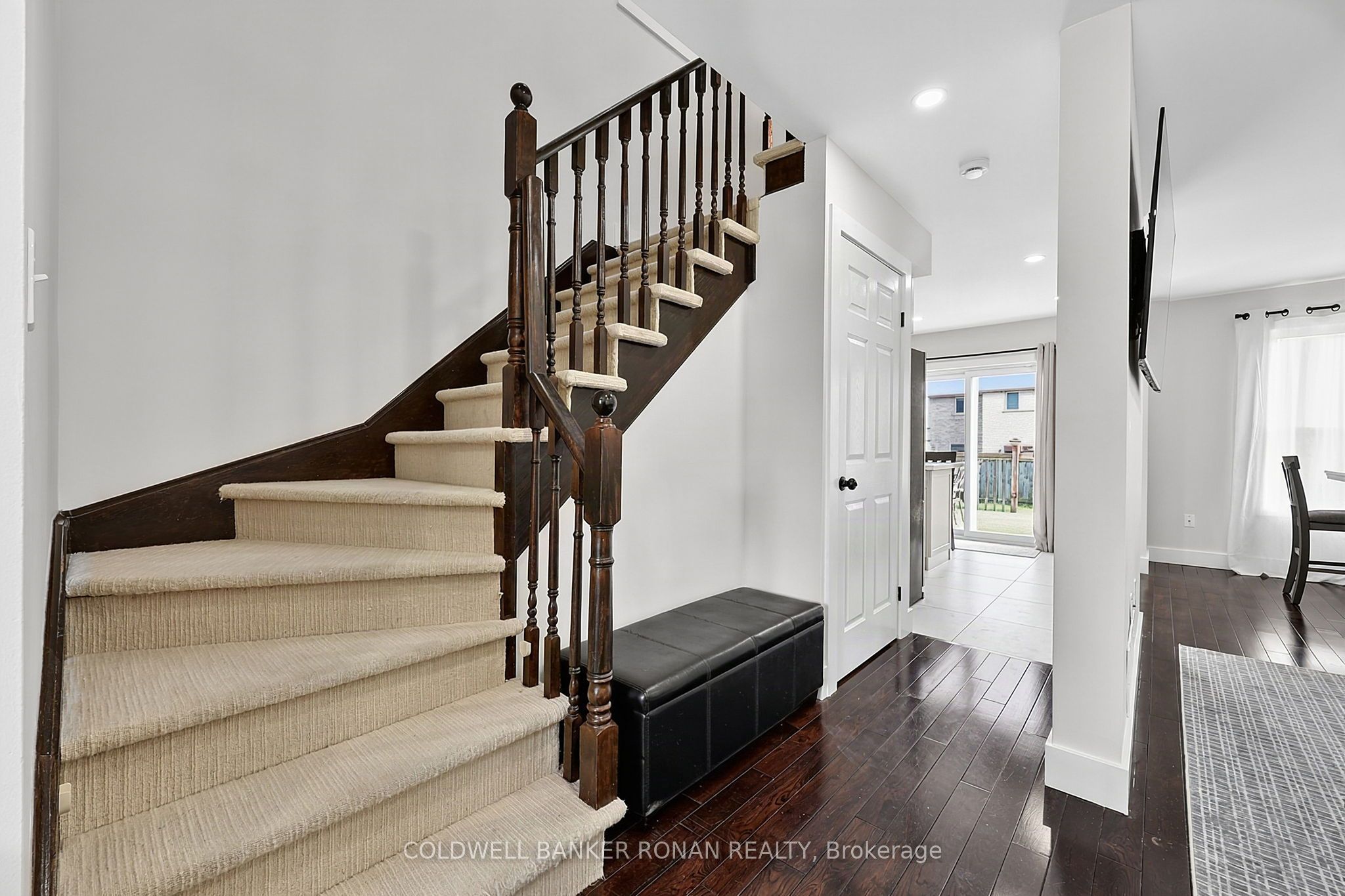 99 Ruffet Drive Property Photo 18