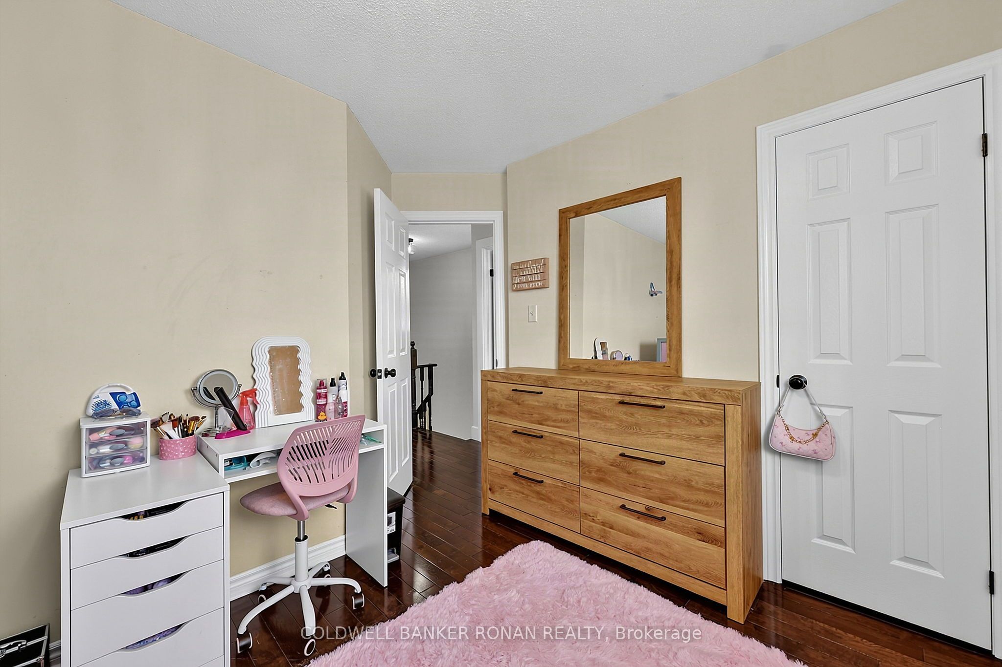 99 Ruffet Drive Property Photo 25