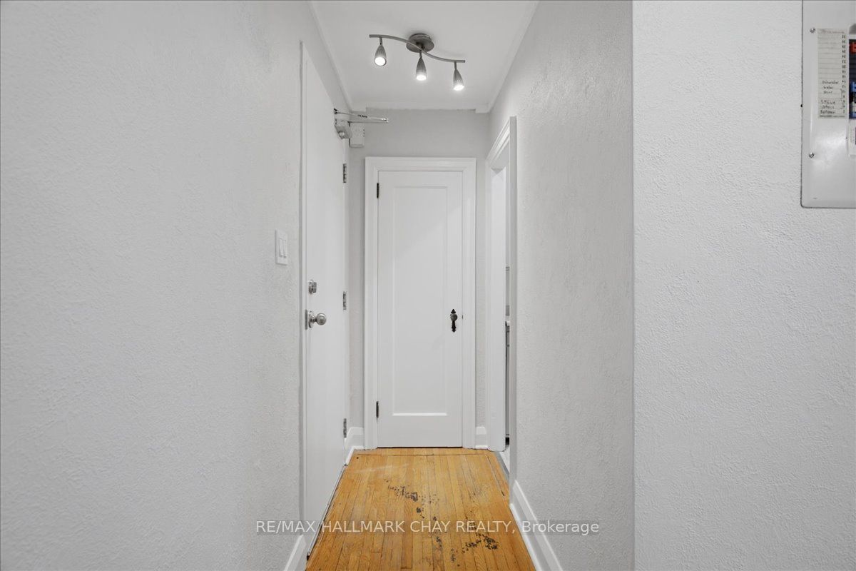 15 Parkside Drive 1 Property Photo 4