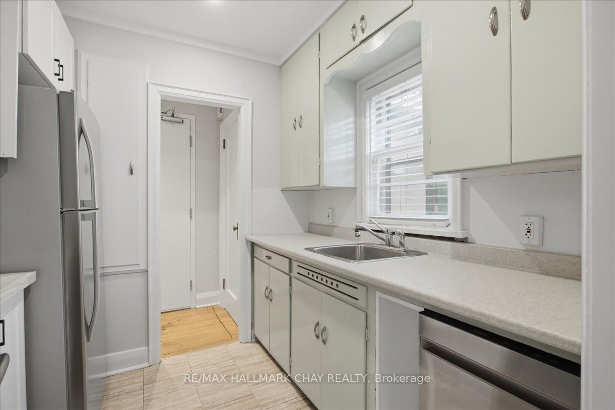 15 Parkside Drive 1 Property Photo 10