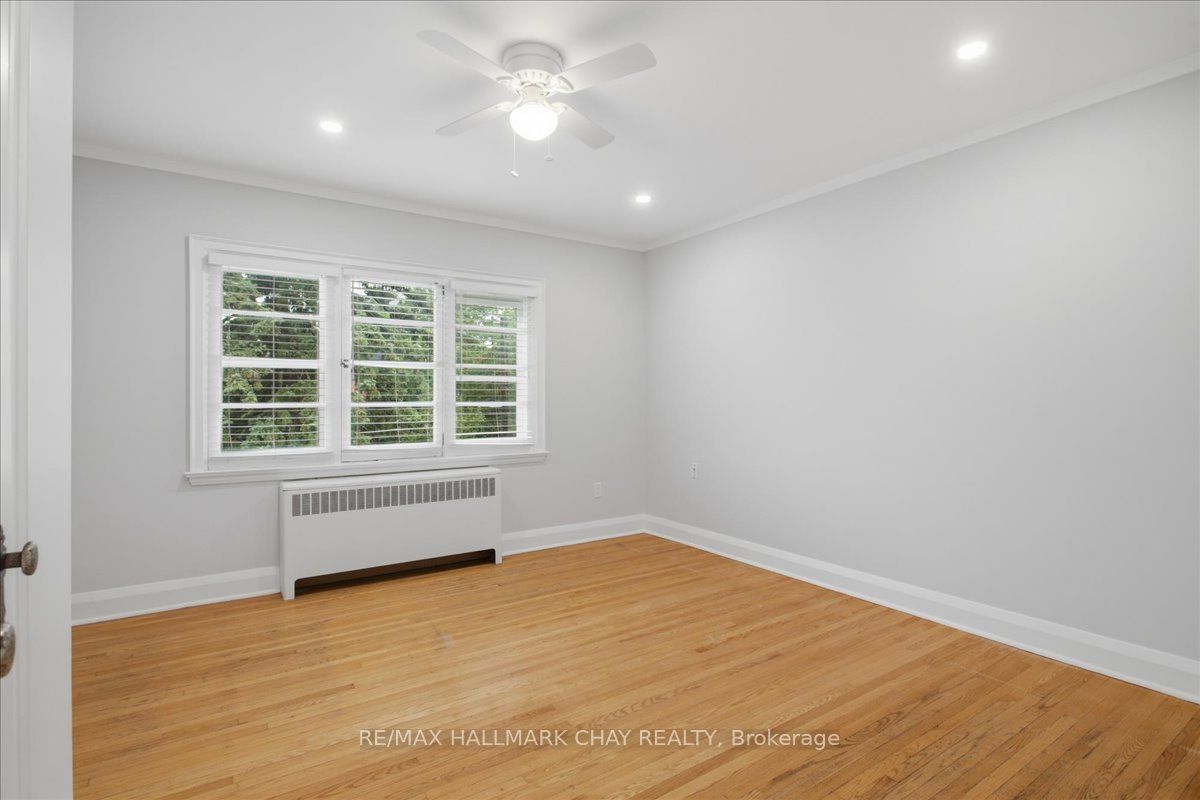 15 Parkside Drive 1 Property Photo 14