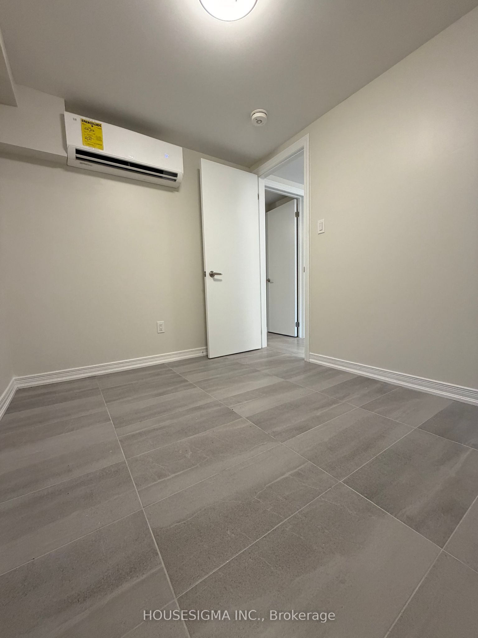 28 West Street N Lower Level Unit Property Photo 14
