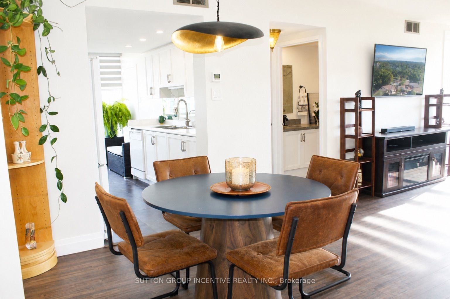 65 Ellen Street 708 Property Photo 8