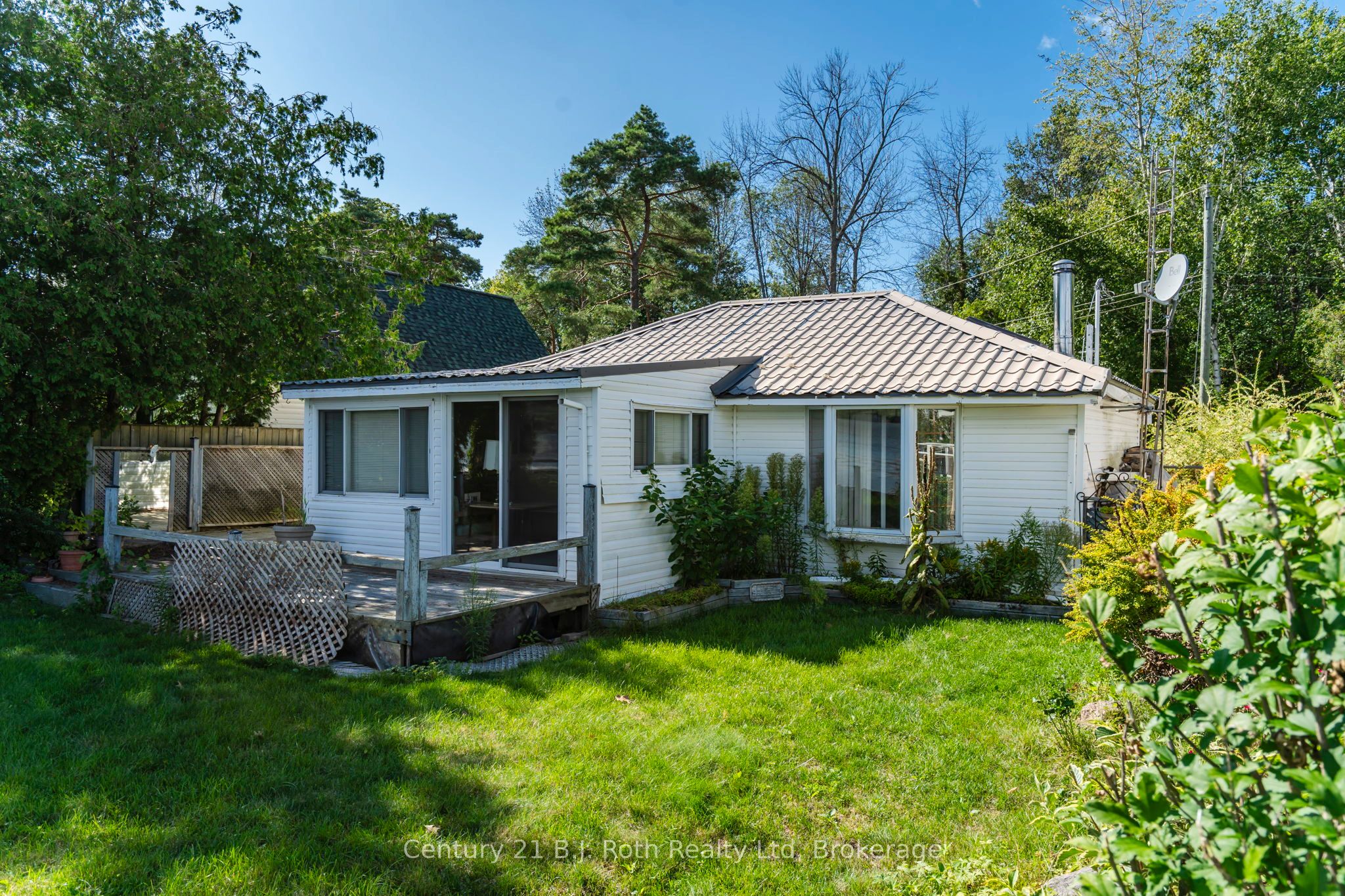 15 Bow Road Property Photo 2