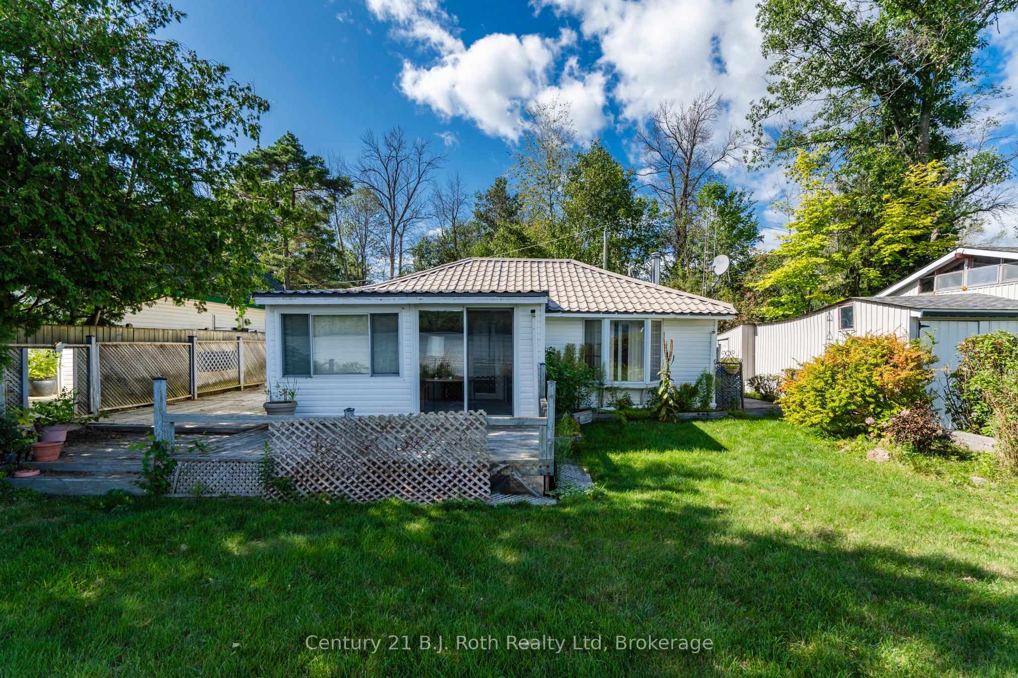 15 Bow Road Property Photo 8