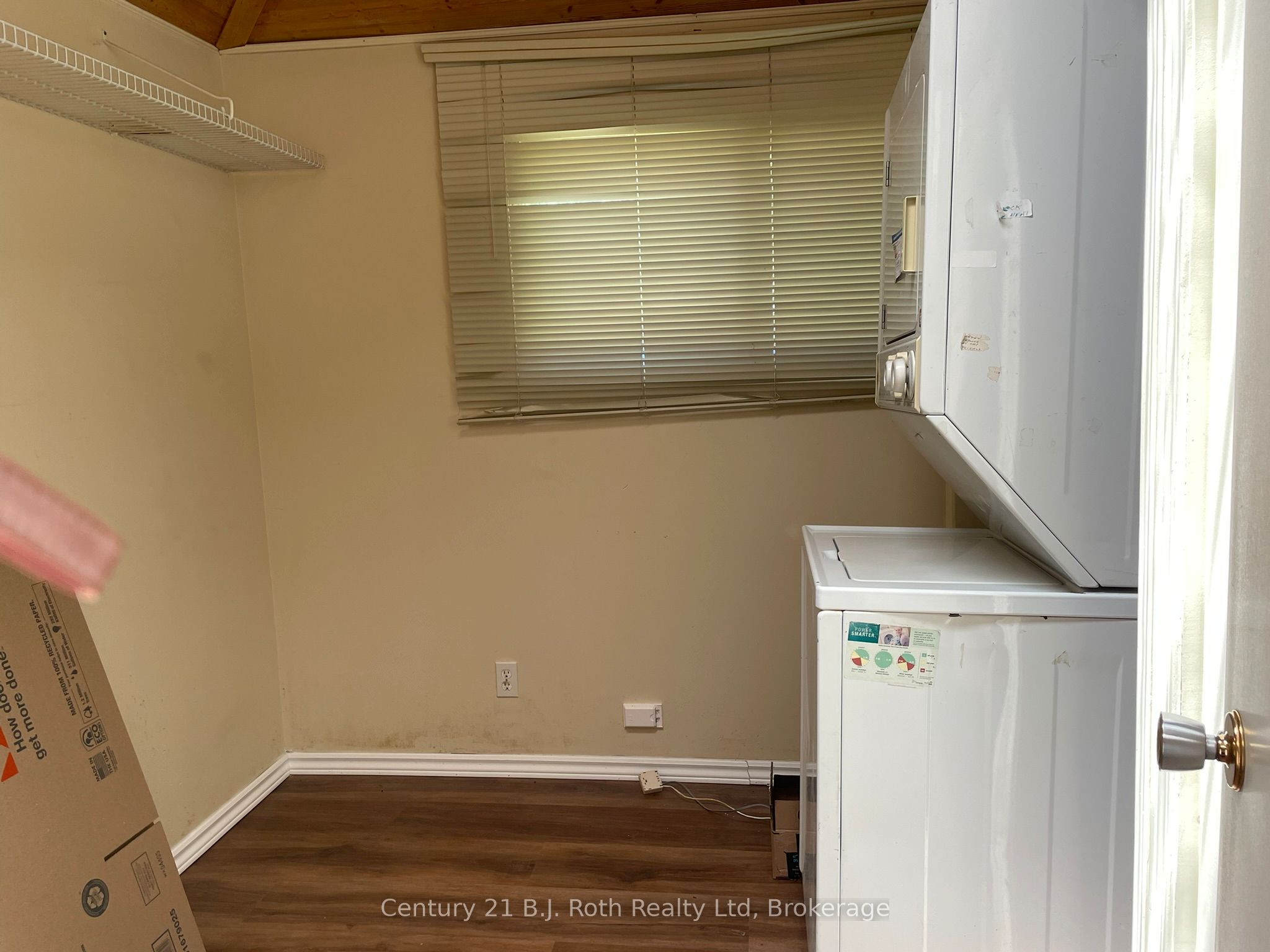 15 Bow Road Property Photo 16