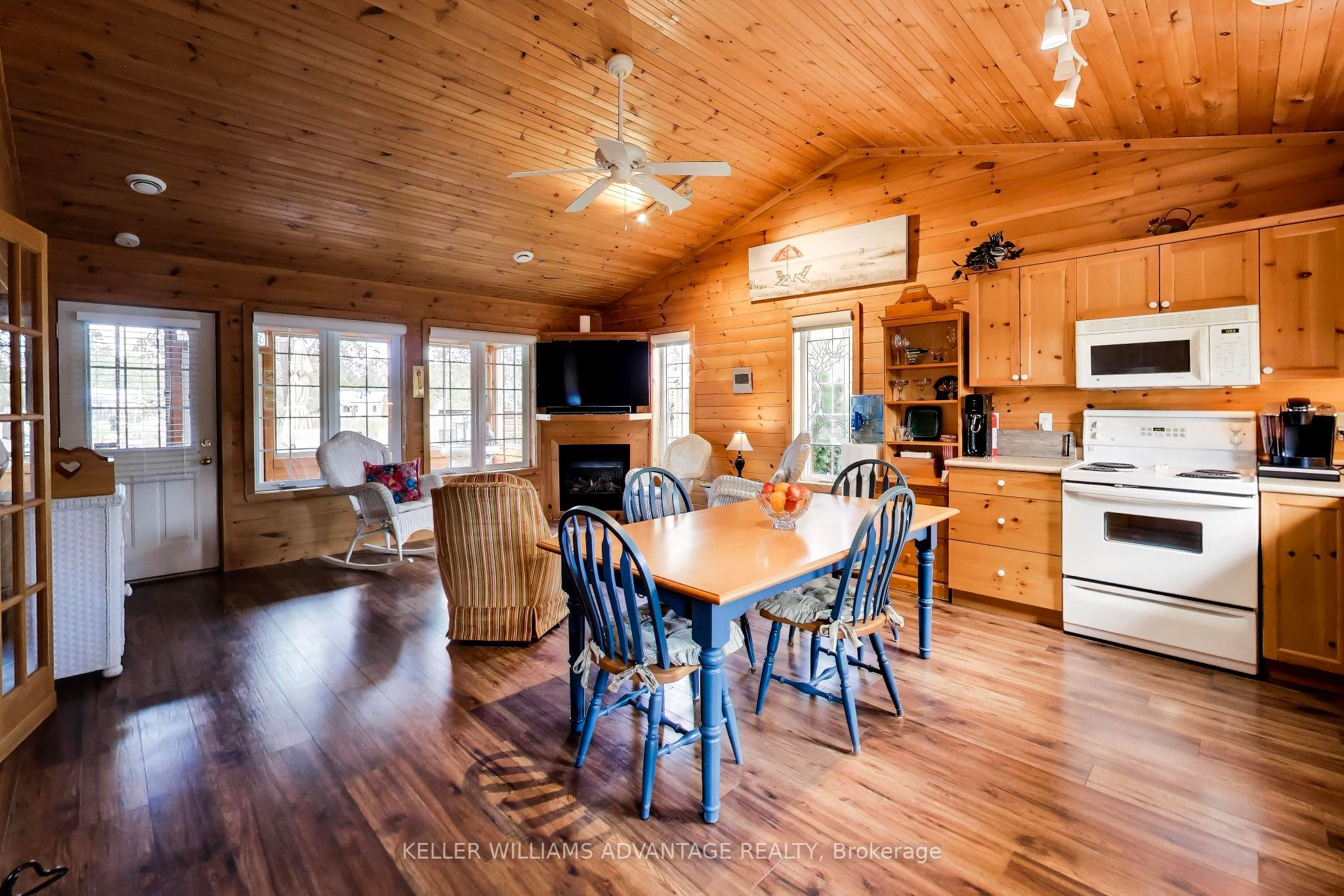 10 Cabin Crescent Property Photo 10