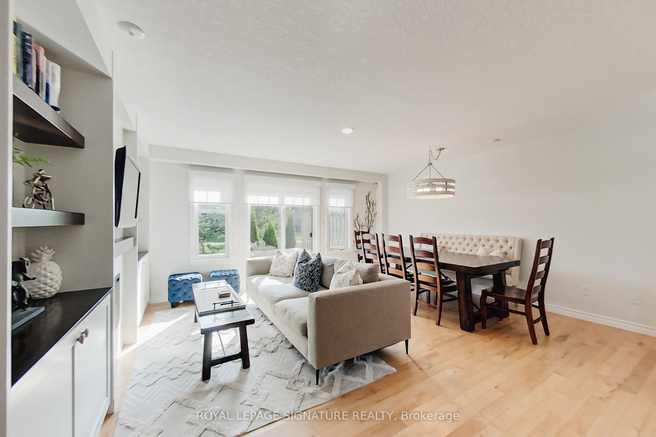 23 Silver Glen Boulevard Property Photo 14