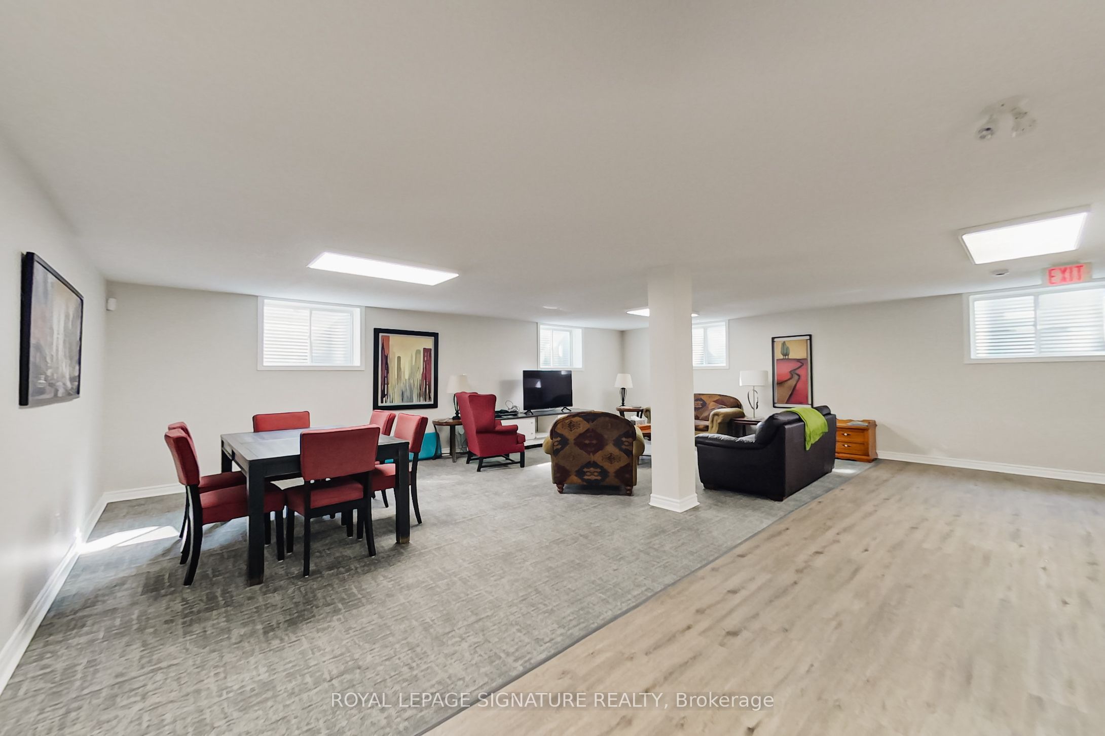 23 Silver Glen Boulevard Property Photo 43