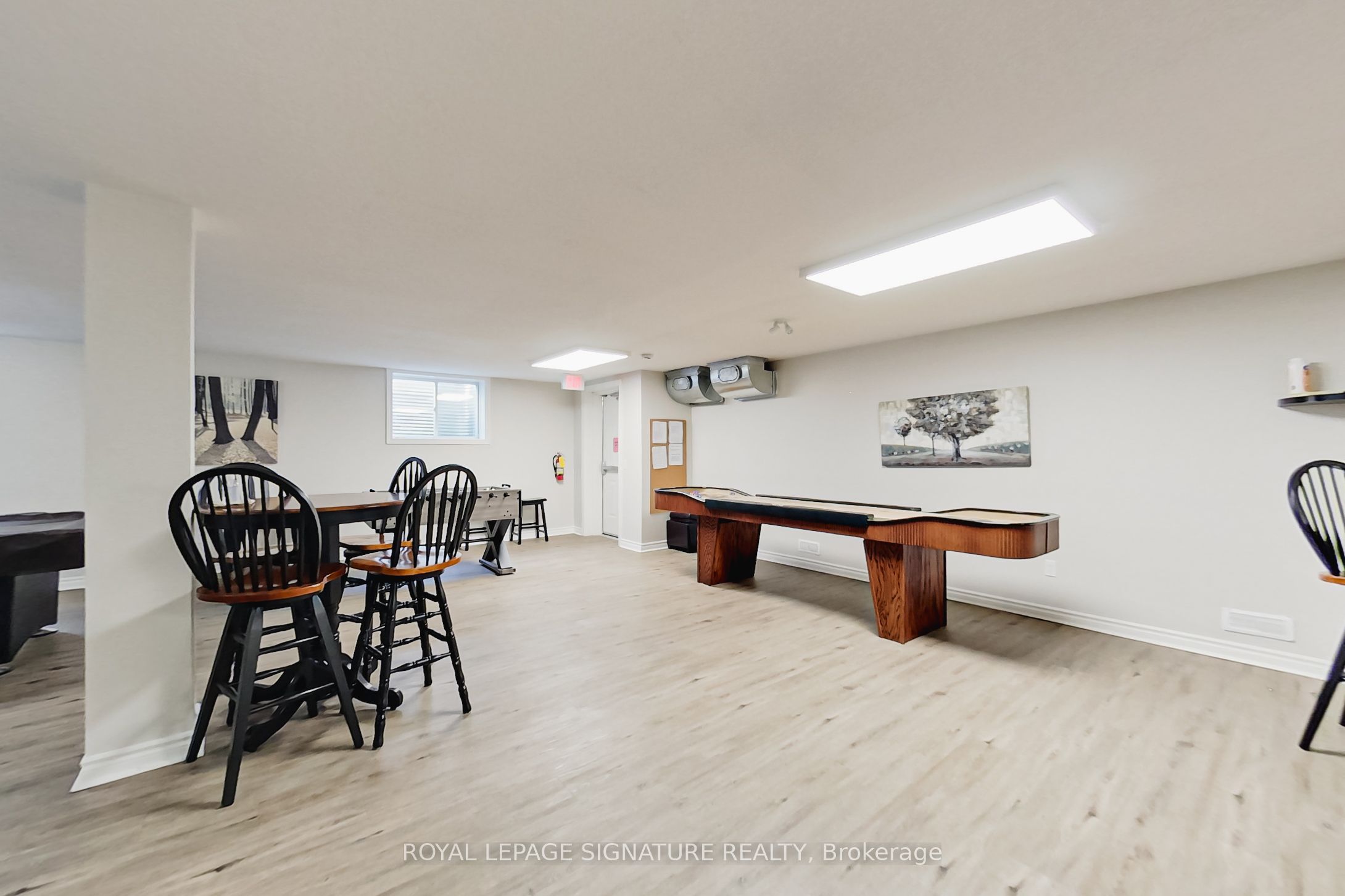 23 Silver Glen Boulevard Property Photo 46