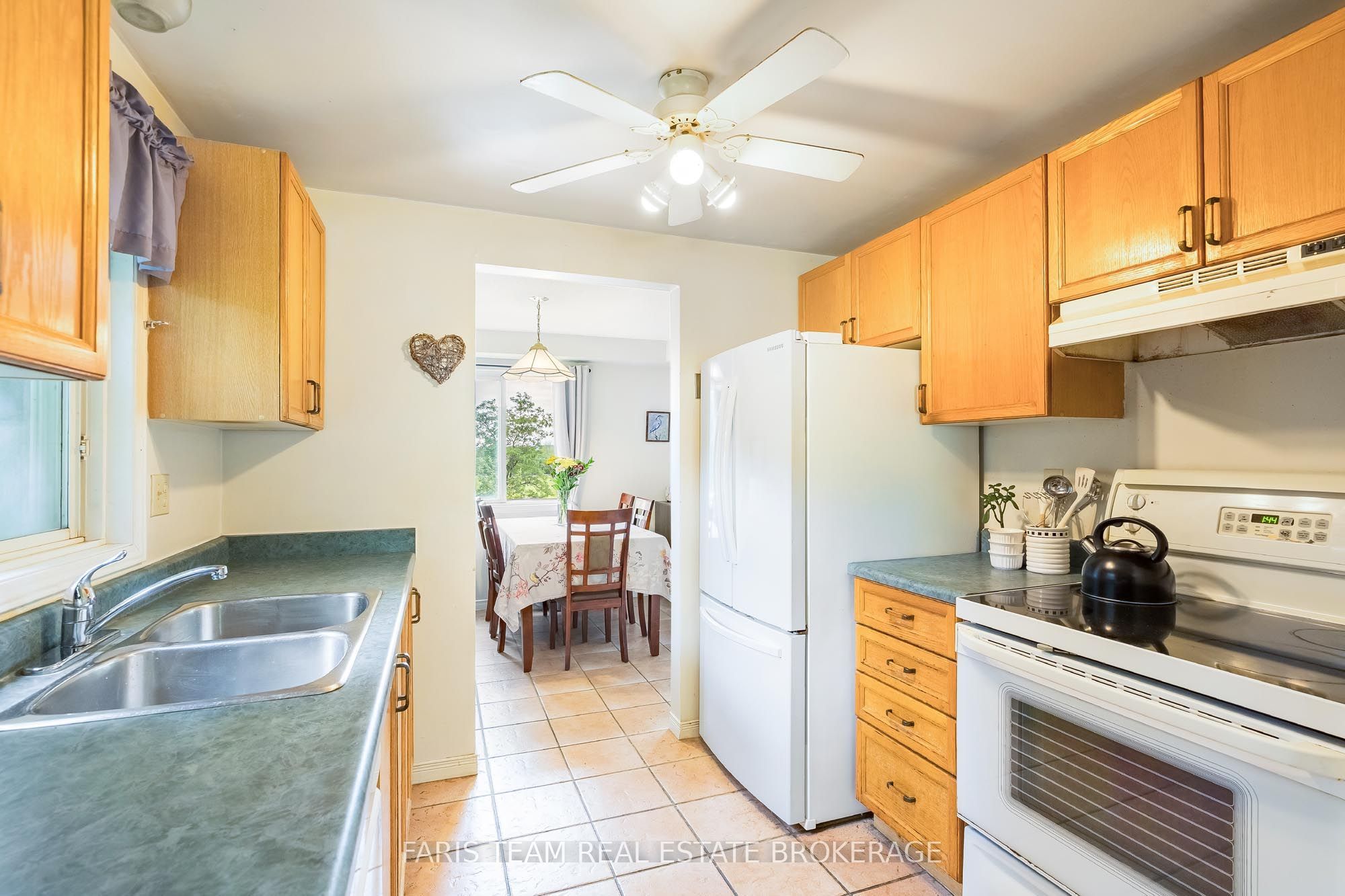 361 Galloway Boulevard Property Photo 6