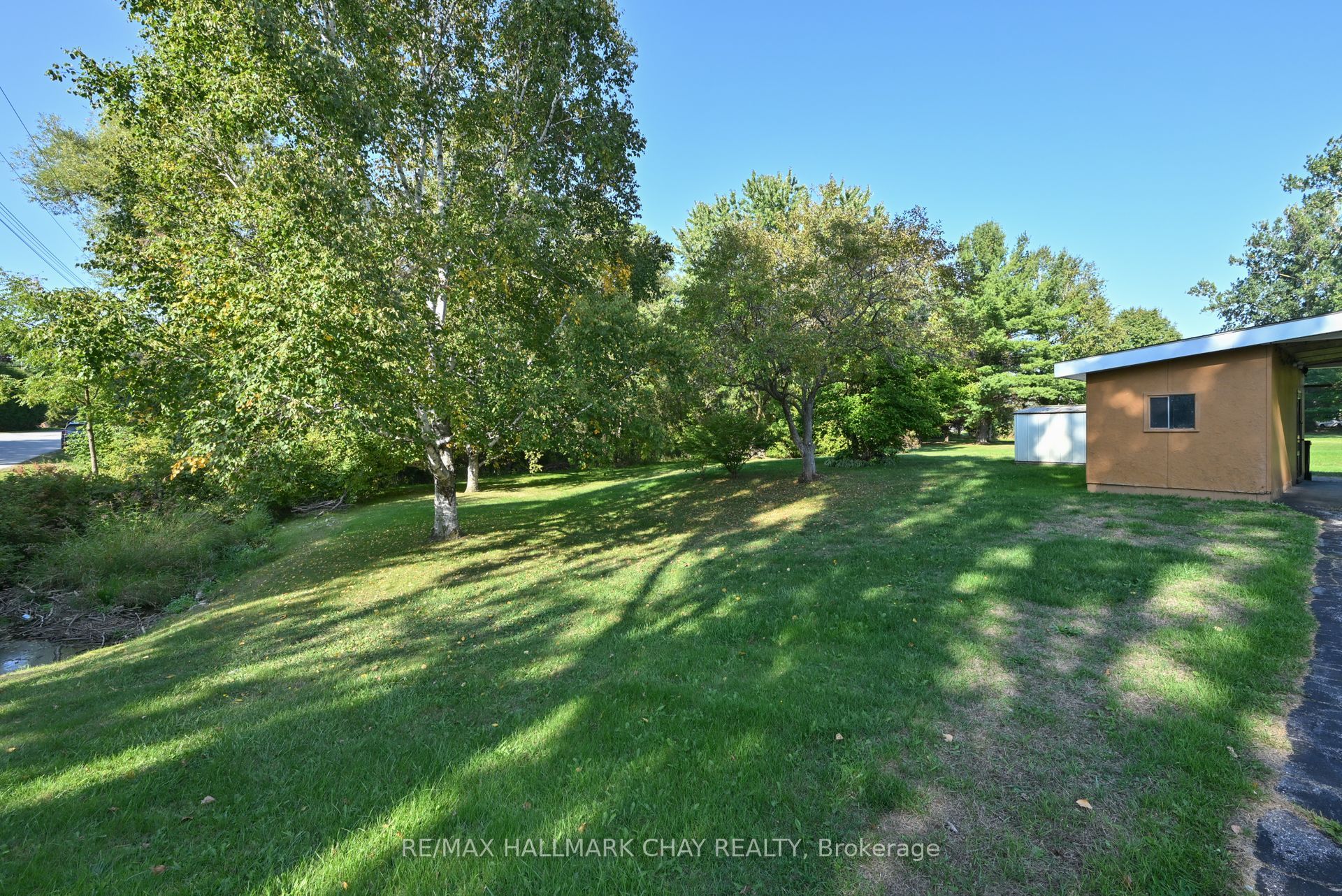 213 Dominion Drive Property Photo 11