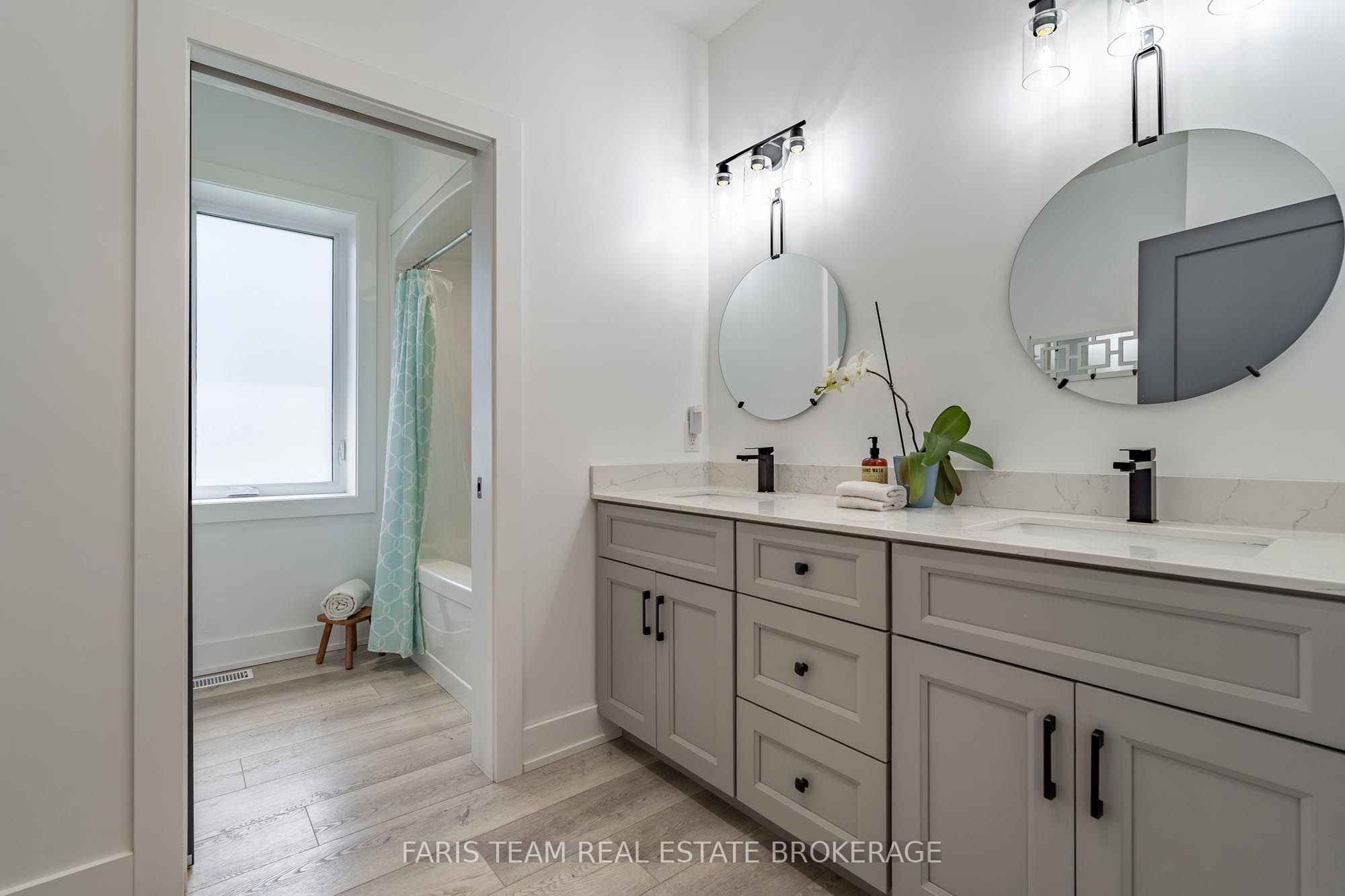 50 Beaufort Crescent Property Photo 23